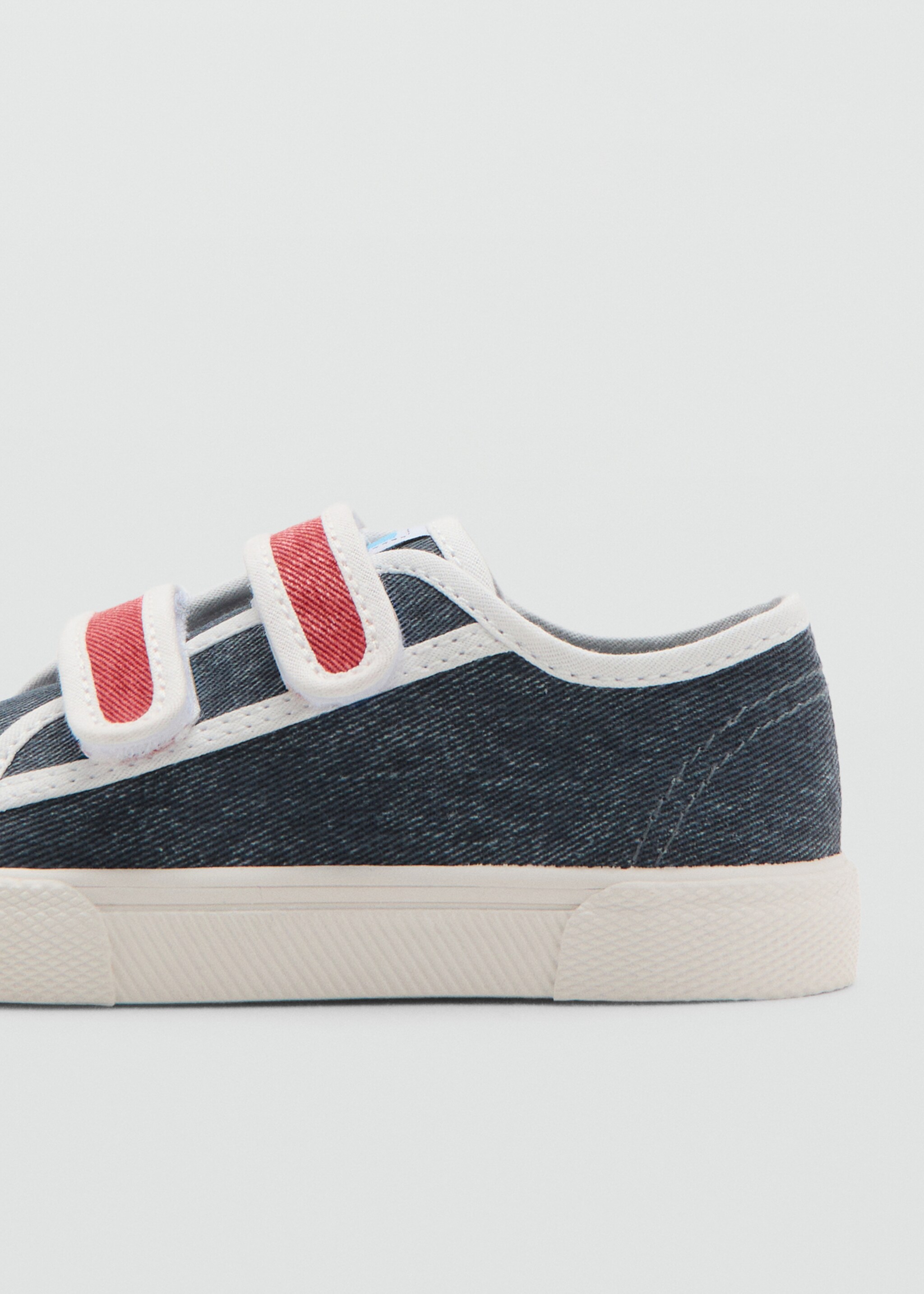Two-tone velcro trainers - Details of the article 1, Blue. Ref: 27095965-00.
