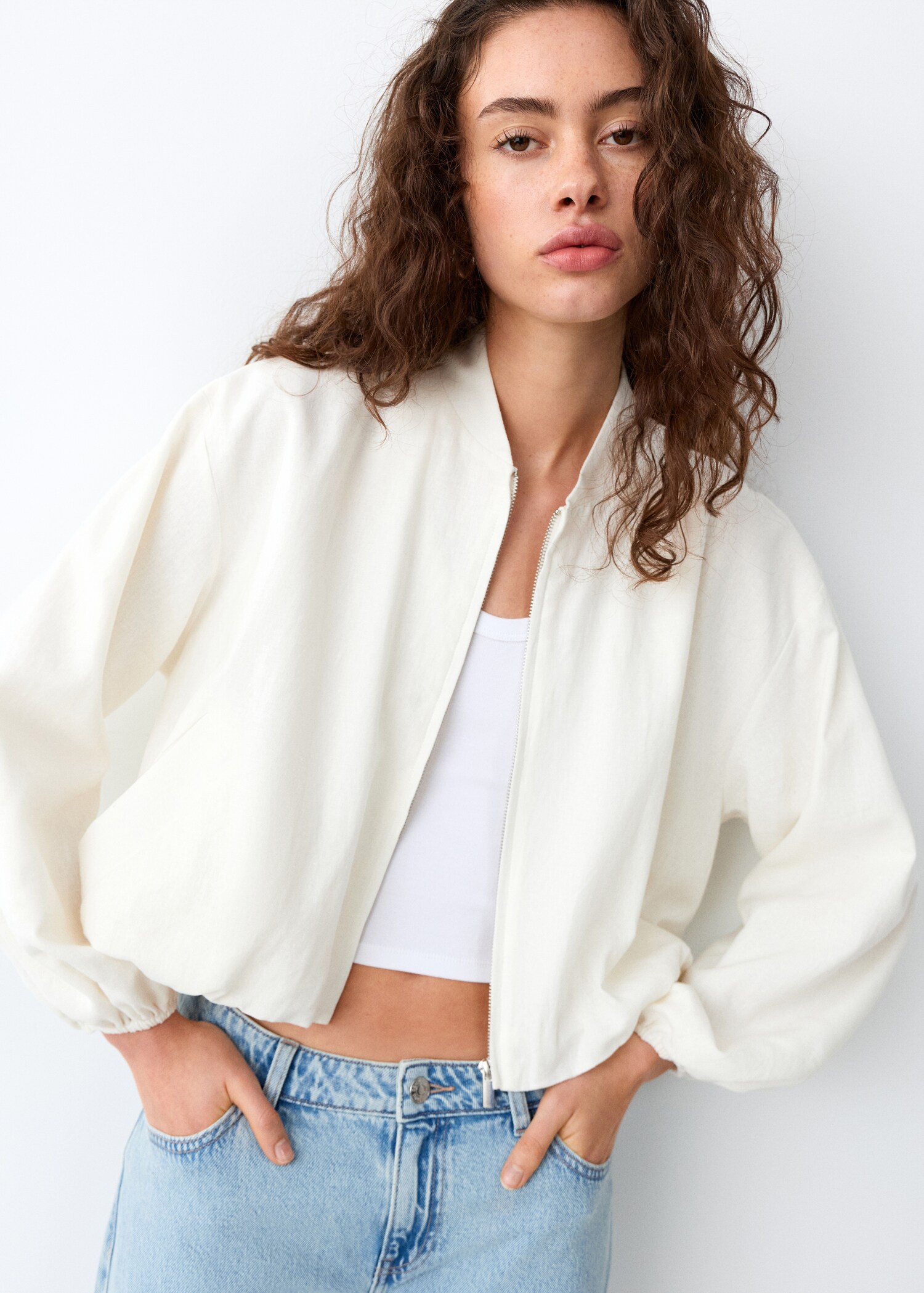 Linen bomber jacket - Details of the article 2