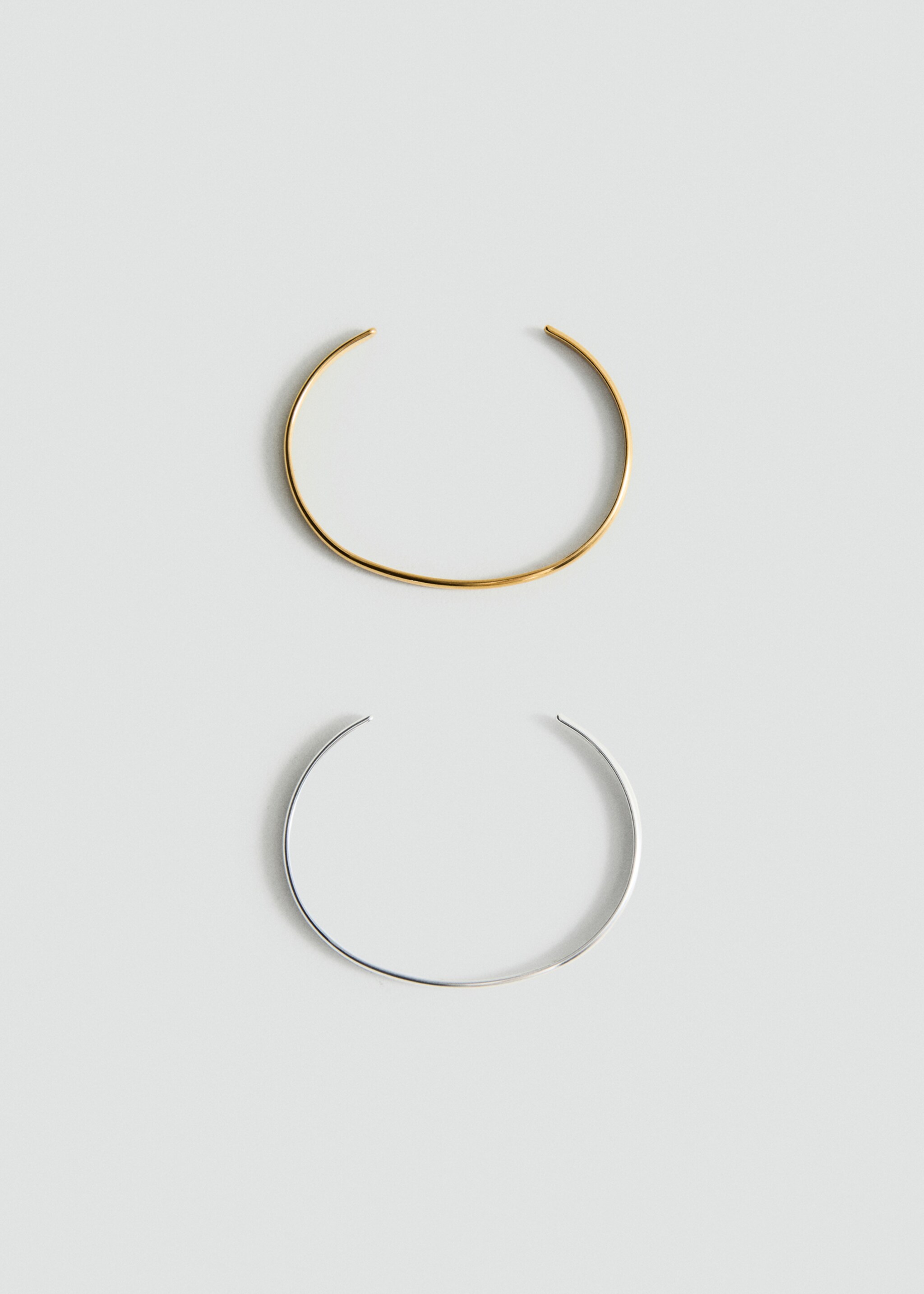 Set bracelets combinés - Article sans modèle, Or. Ref: 27095975-00.