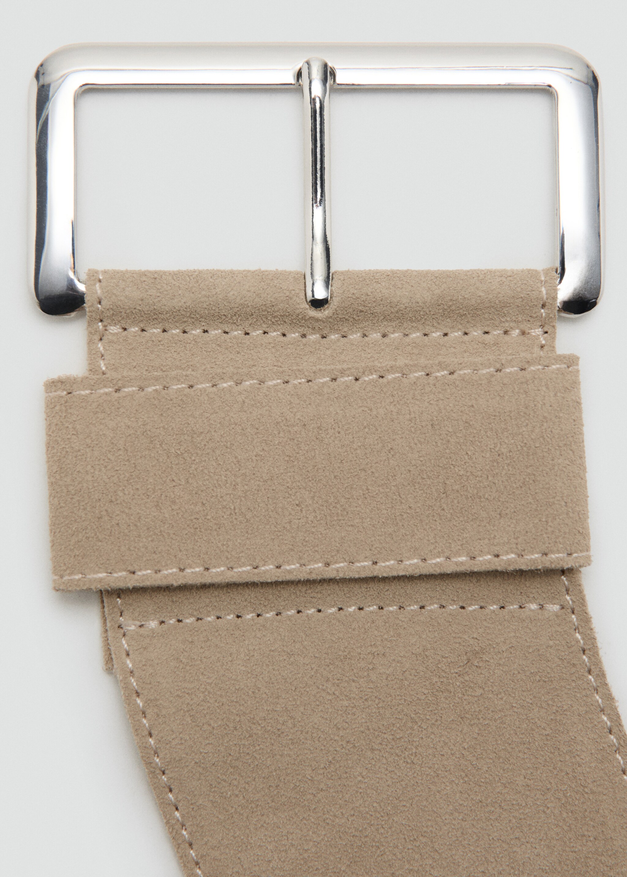 Suede leather belt - Details of the article 1, Sand. Ref: 27095985-00.
