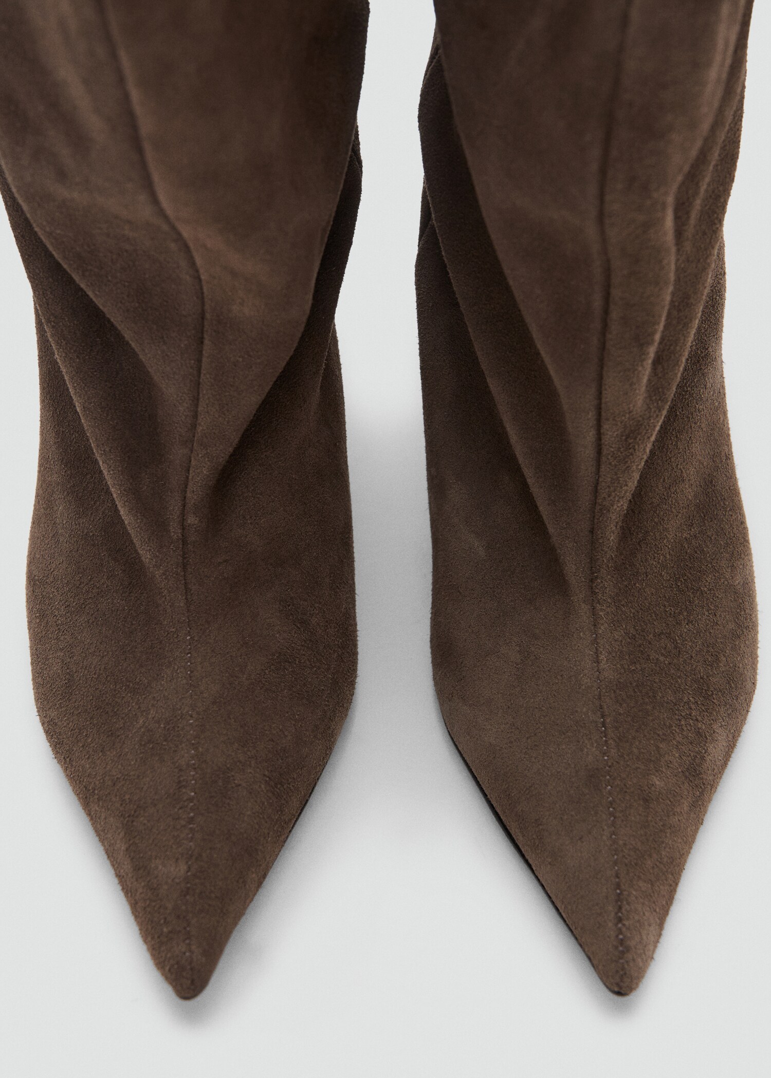 Slouchy suede ankle boot - Details of the article 1