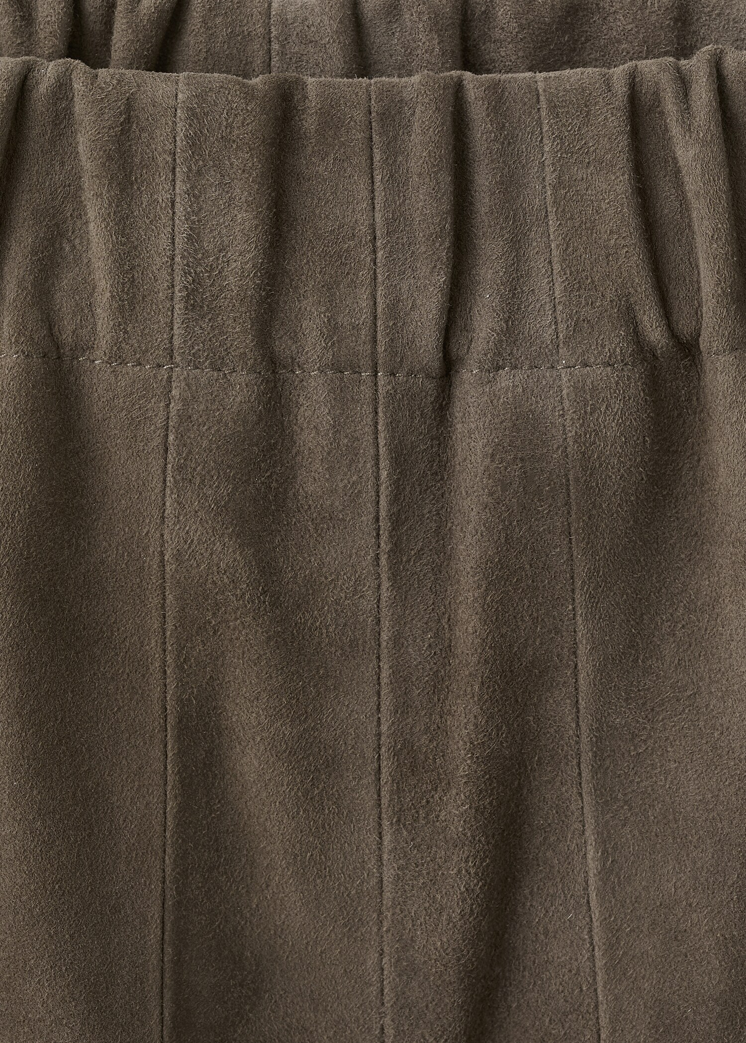 شورتات من جلد السويد بجيوب - تفاصيل المنتج 8