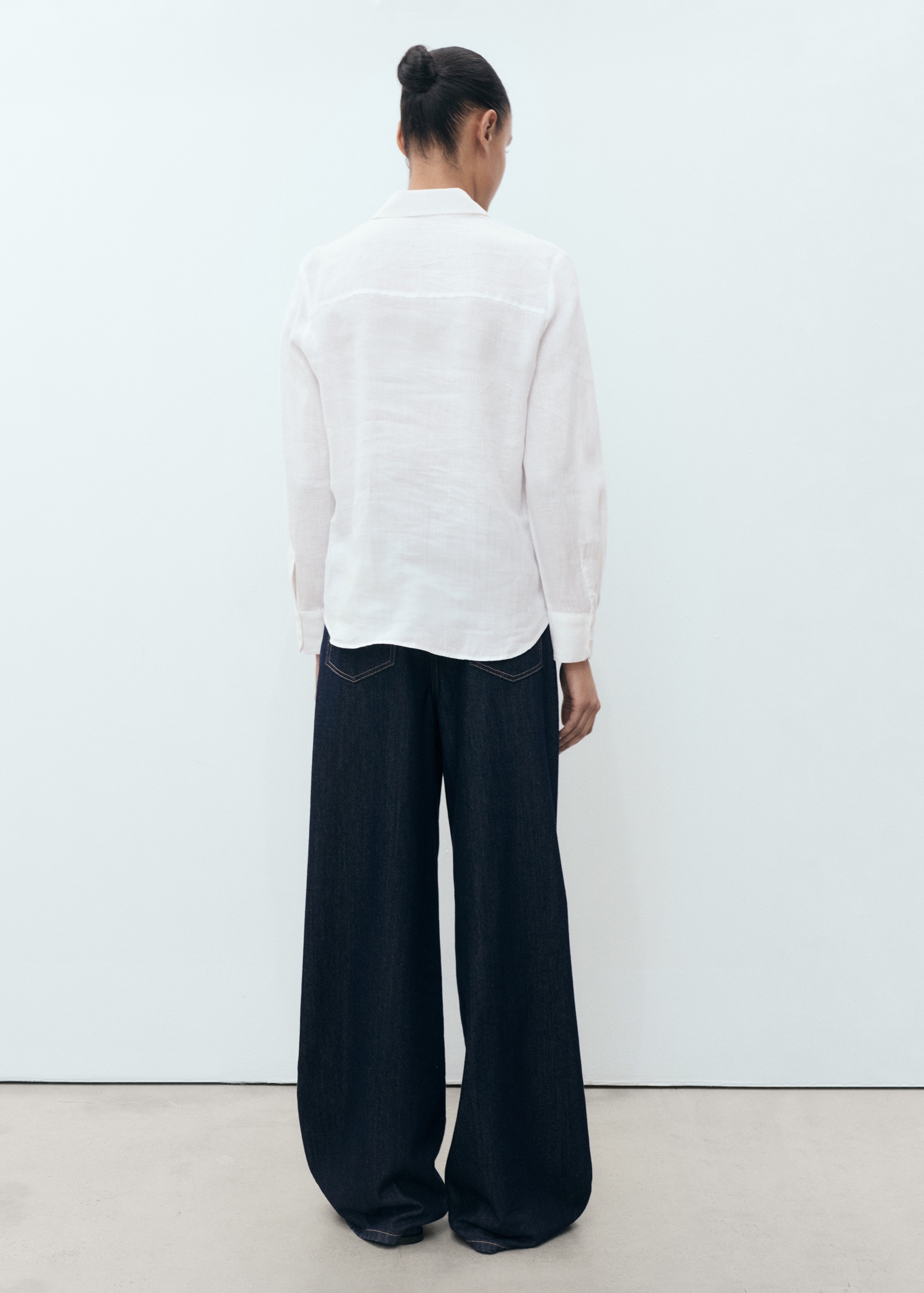 Camisa lino bolsillo - Reverso del artículo