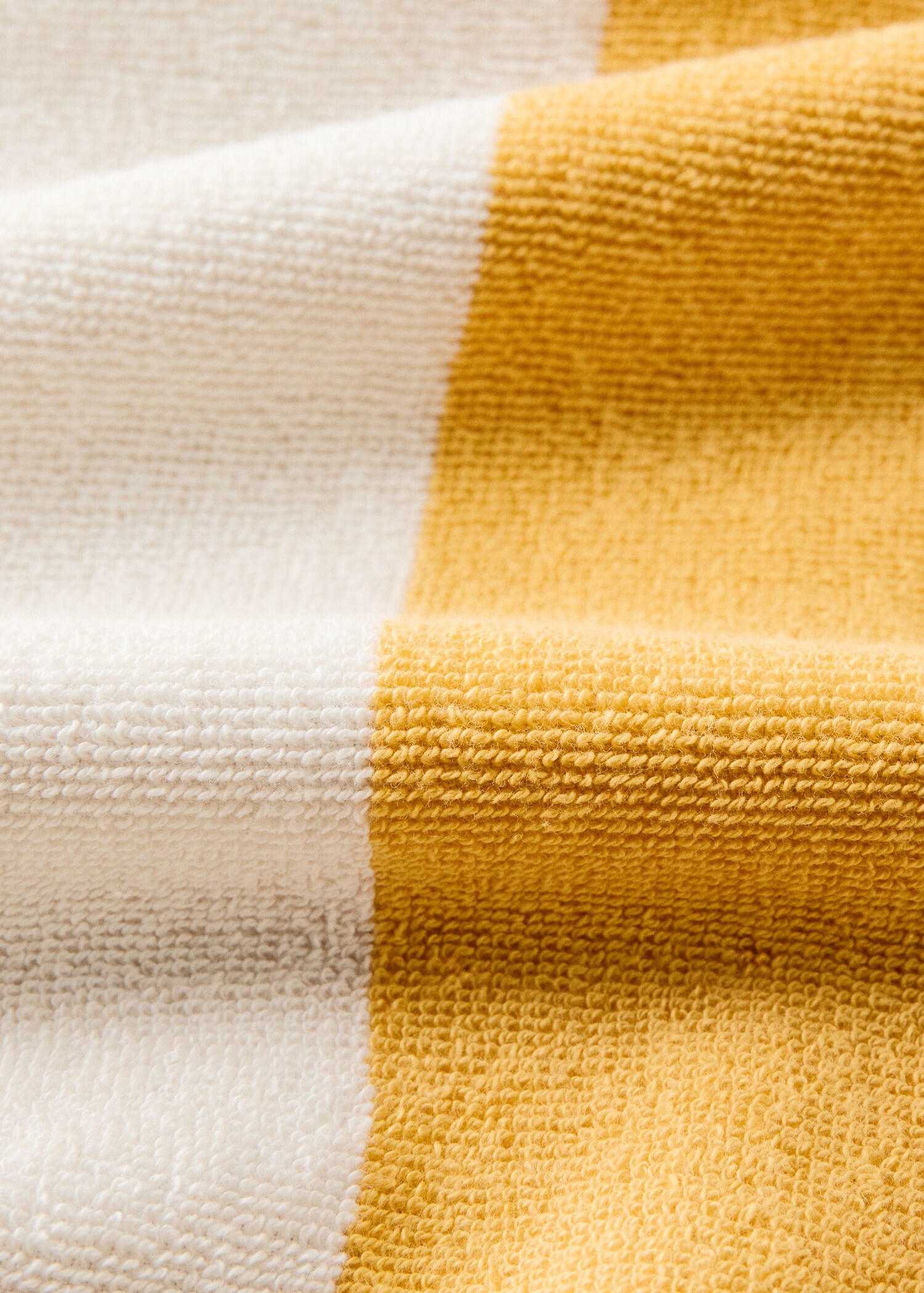 Πετσέτα παραλίας βαμβακερή ριγέ - Λεπτομέρεια του προϊόντος 1