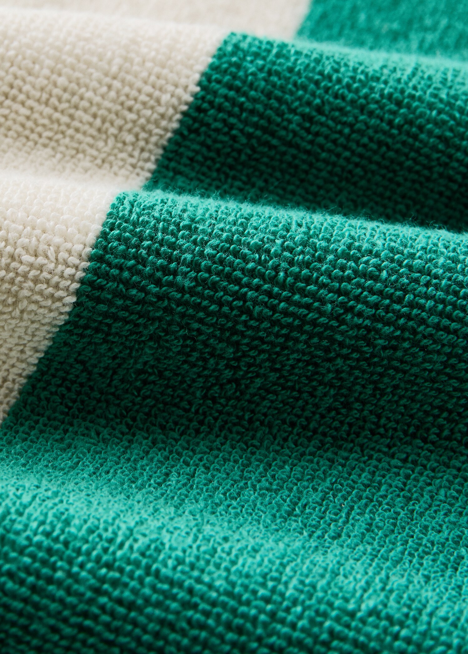 Cotton terry beach towel with stripes - Details of the article 1