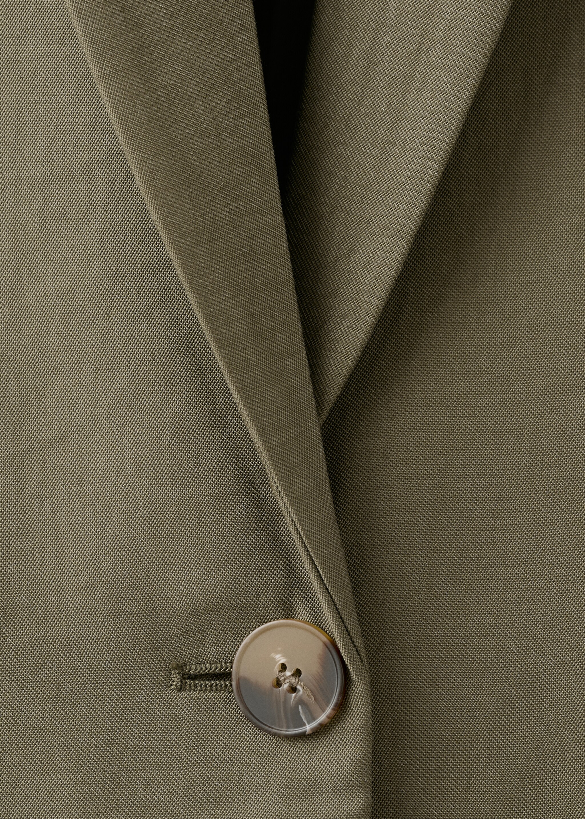 Straight suit jacket with lapel pockets - Details of the article 8, Green. Ref: 27096358-00.