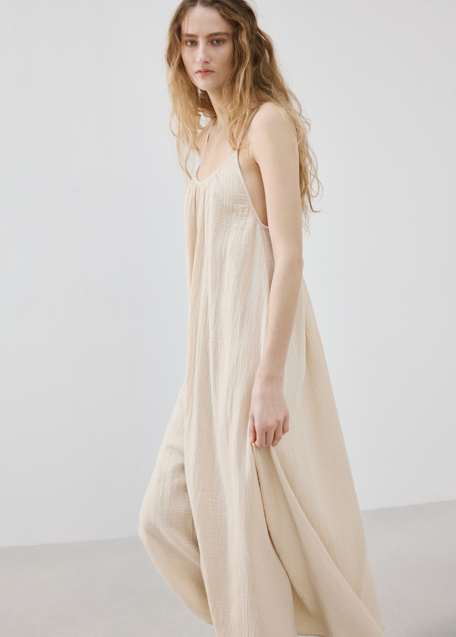 Long chiffon dress - Details of the article 2