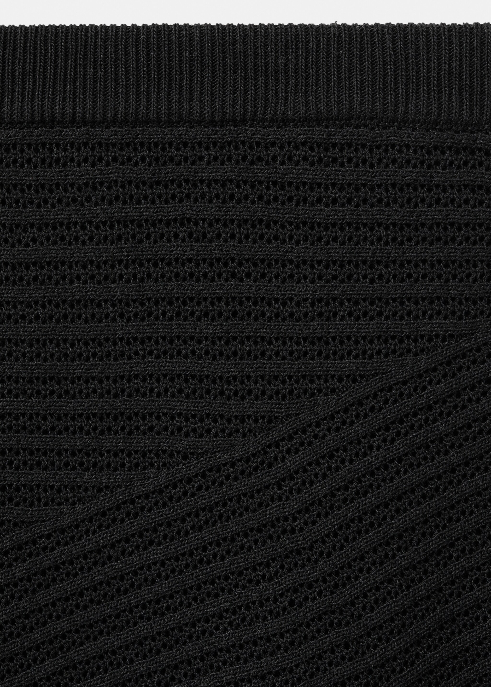 Asymmetric short skirt - Details of the article 0, Black. Ref: 27096731-00.