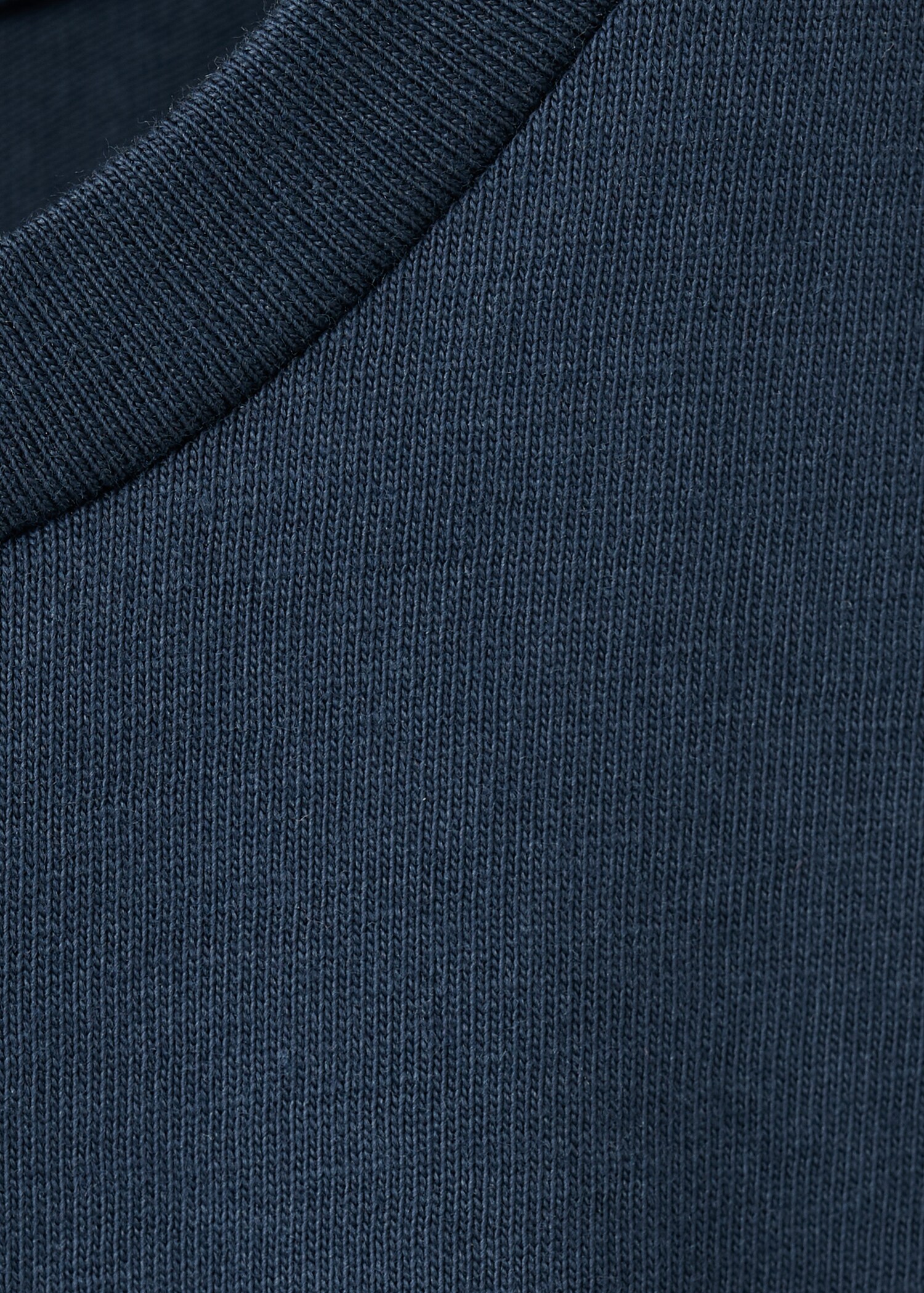 Off-the-shoulder cotton T-shirt - Details of the article 8