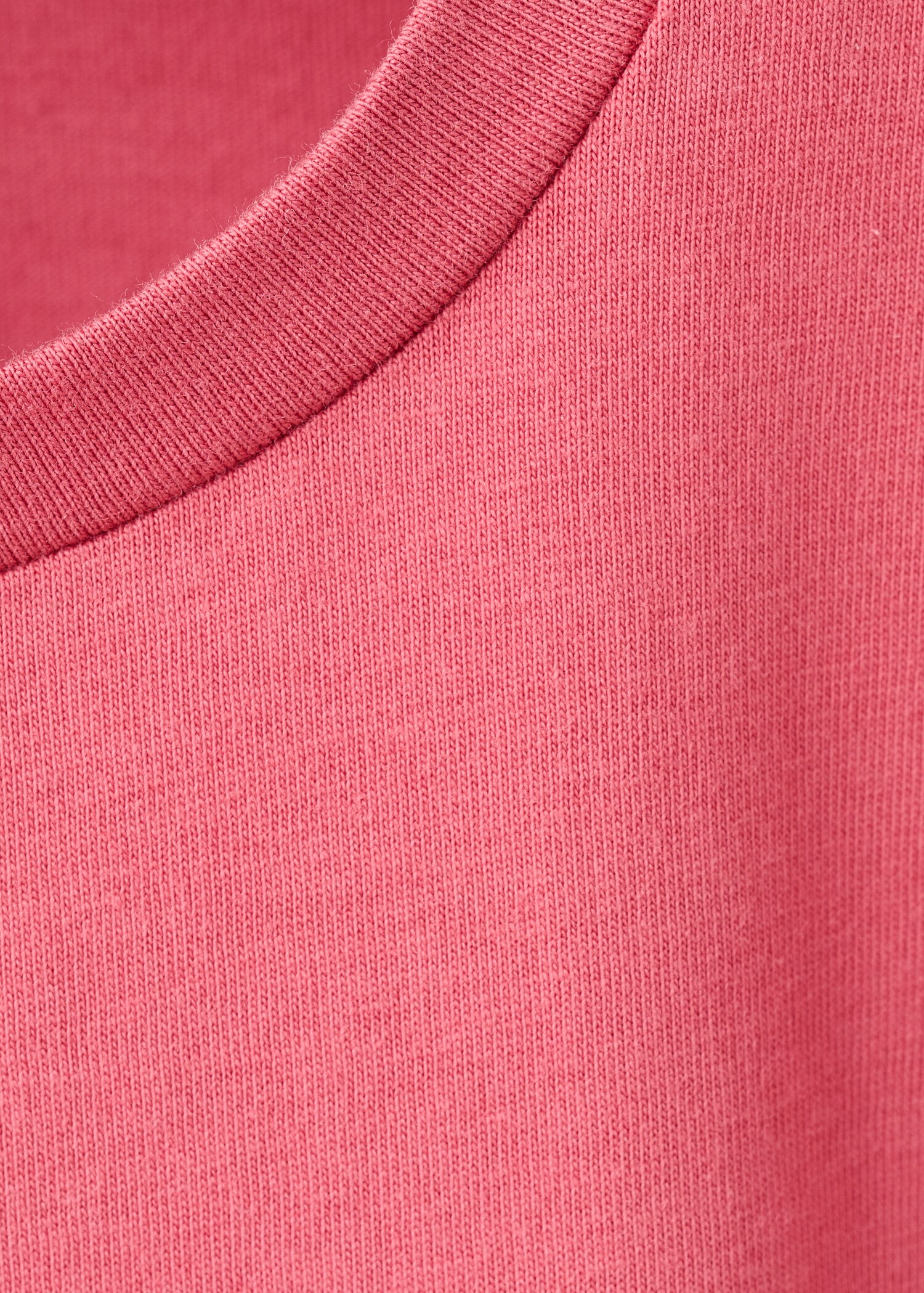 Off-the-shoulder cotton T-shirt - Details of the article 8