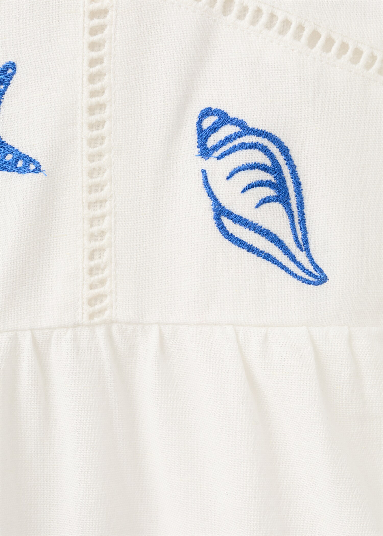 Long jumpsuit with embroidered details - Details of the article 0