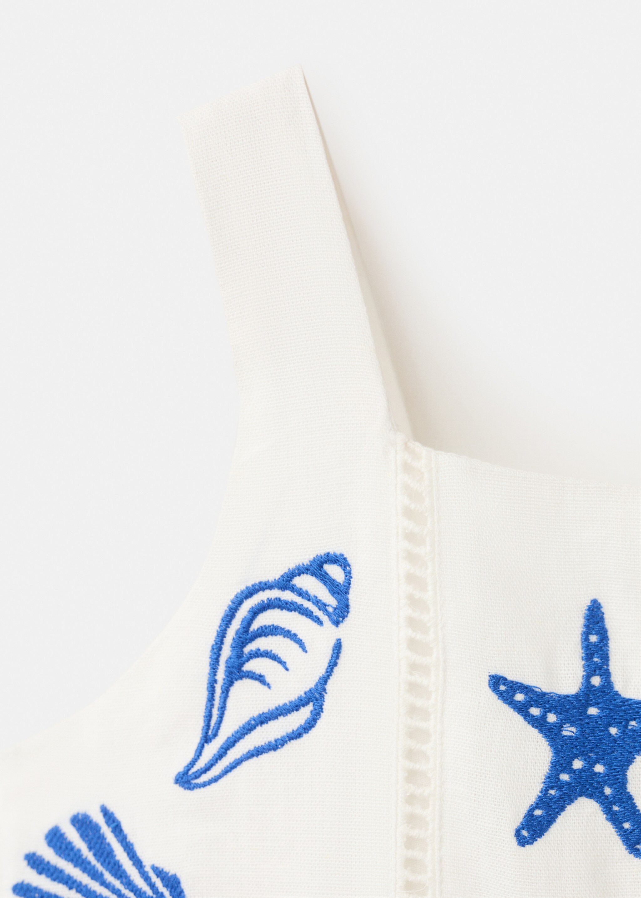 Long jumpsuit with embroidered details - Details of the article 8, White. Ref: 27096738-00.