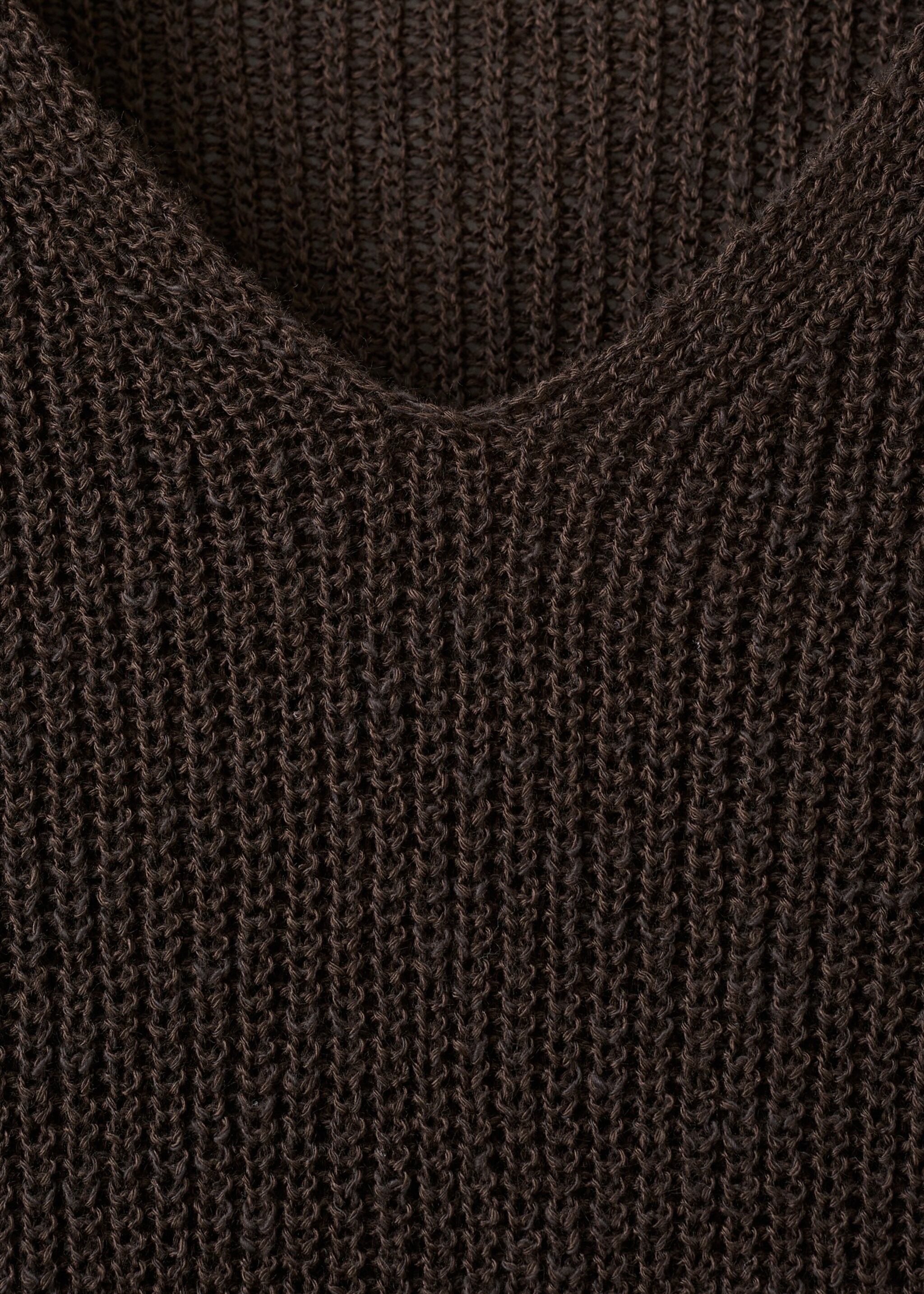 V-neck openwork knitted sweater - Details of the article 0, Chocolate. Ref: 27097136-00.
