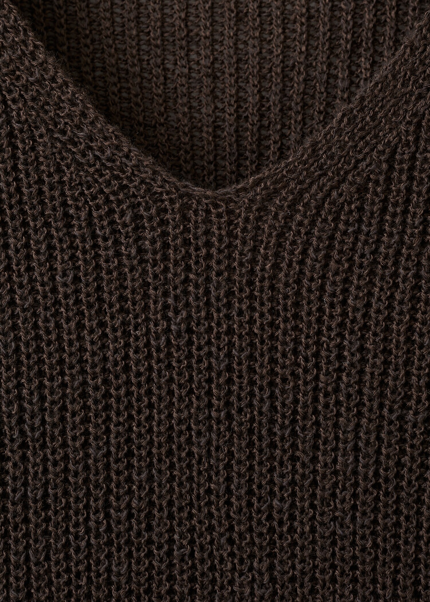 V-neck openwork knitted sweater - Details of the article 0