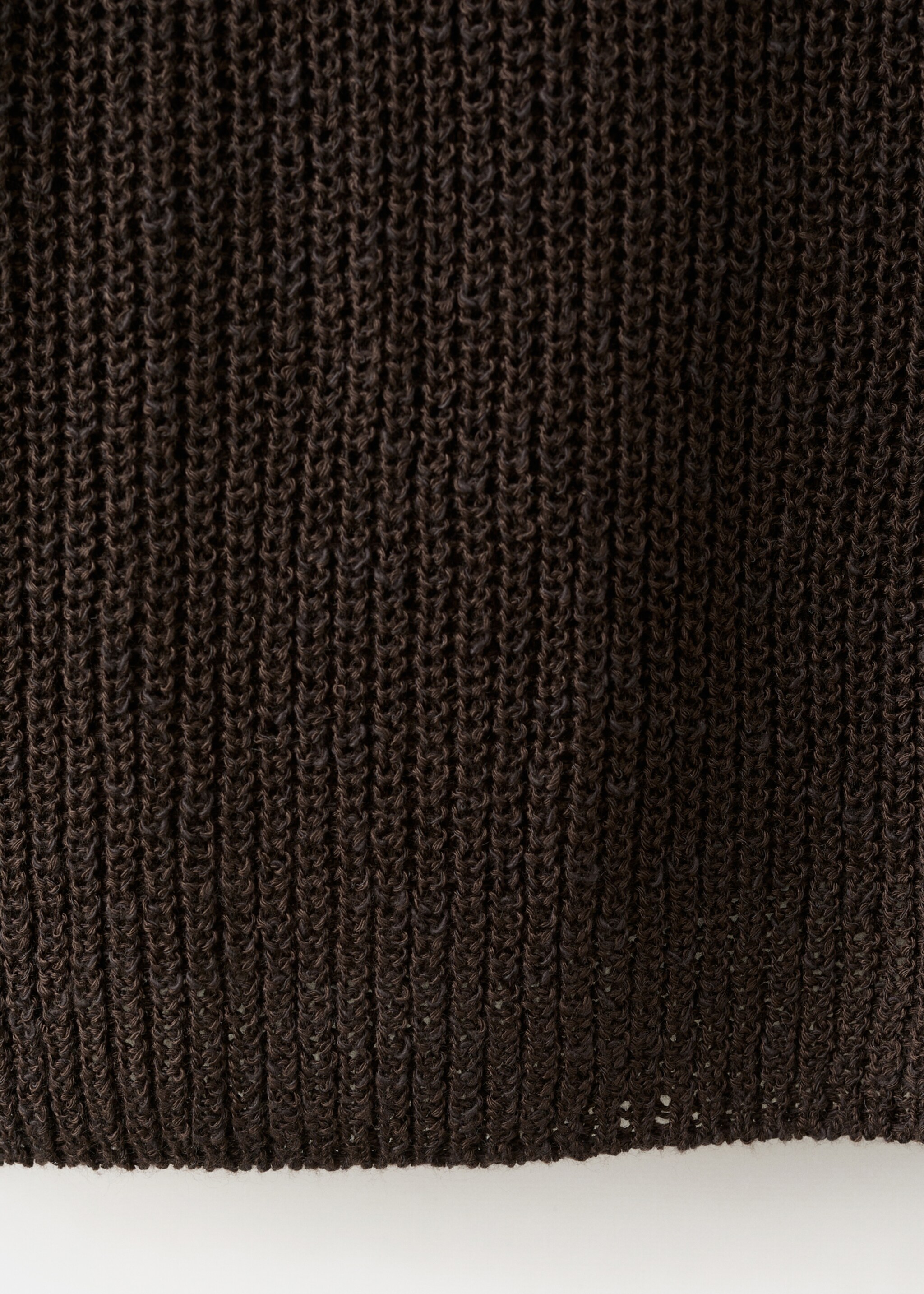 V-neck openwork knitted sweater - Details of the article 8, Chocolate. Ref: 27097136-00.