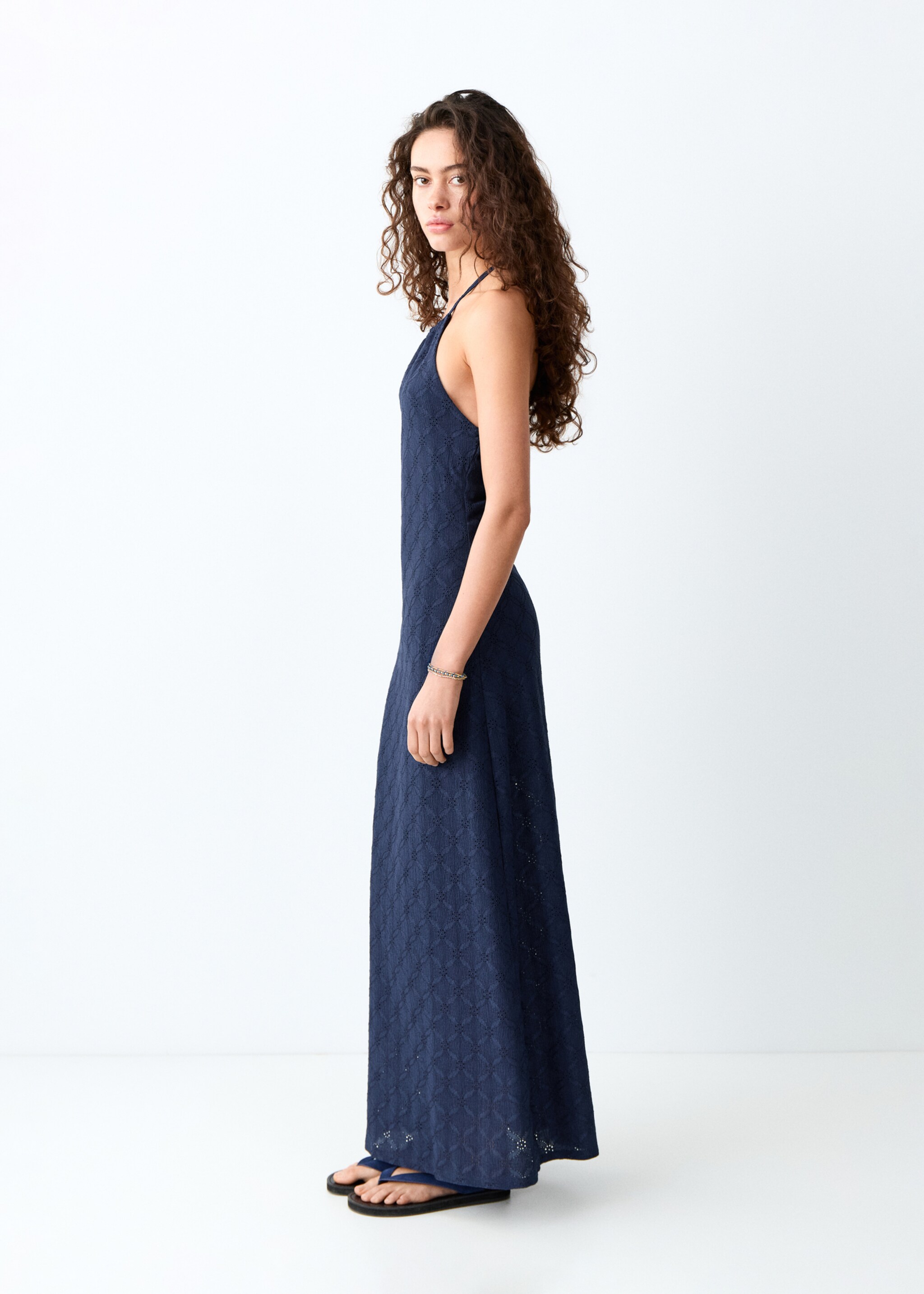 Robe brodée emmanchures américaines - Détail de l'article 2, Bleu marine. Ref: 27097146-00.