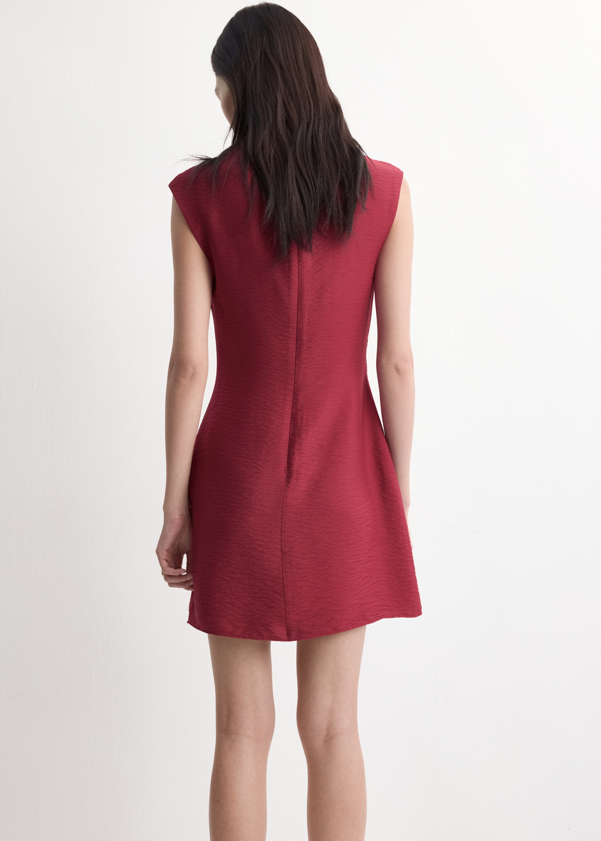 Asymmetrical draped short dress - Reverse of the article, Maroon. Ref: 27097161-00.