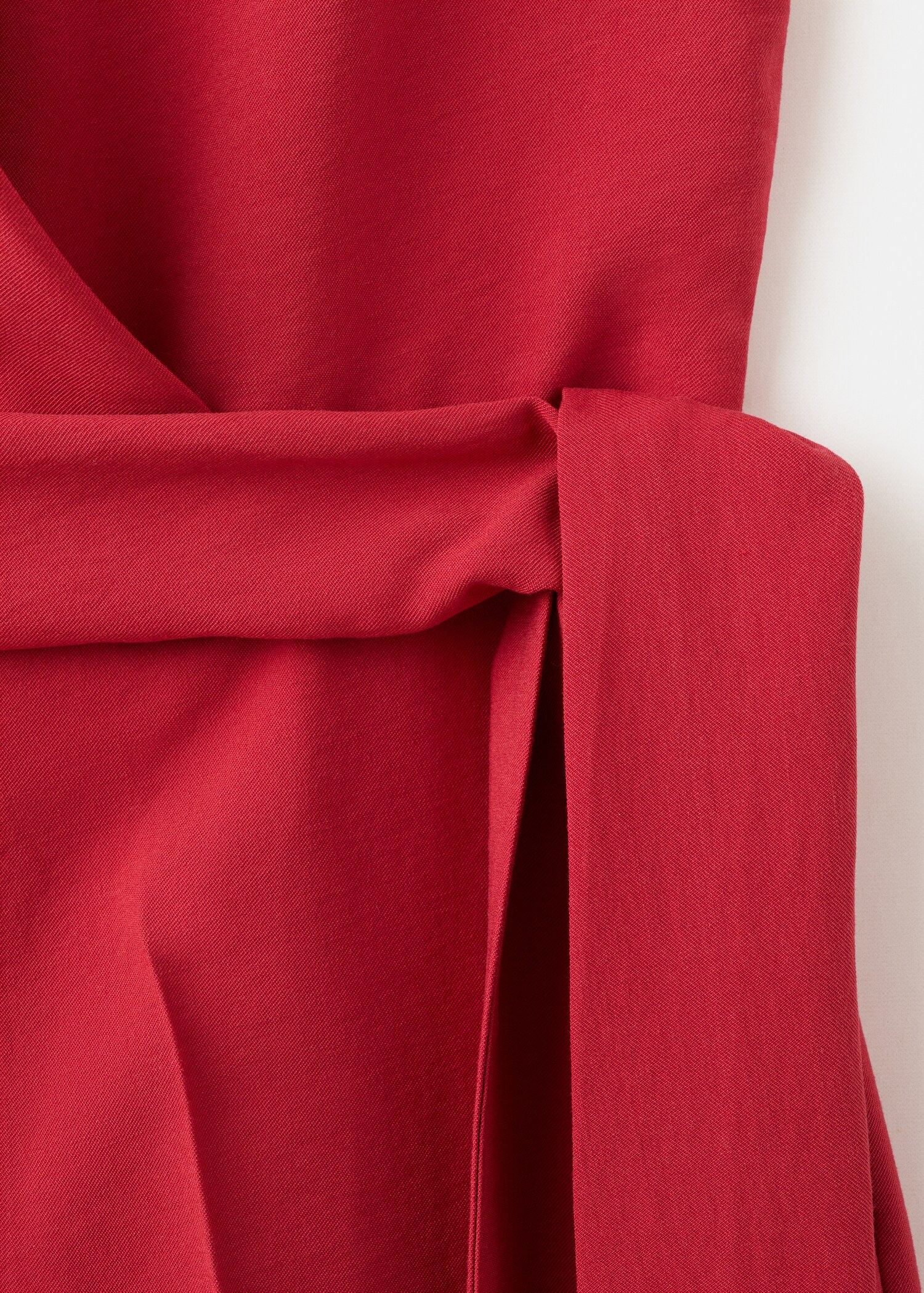 سالوبيت طويل بحزام - تفاصيل المنتج 0