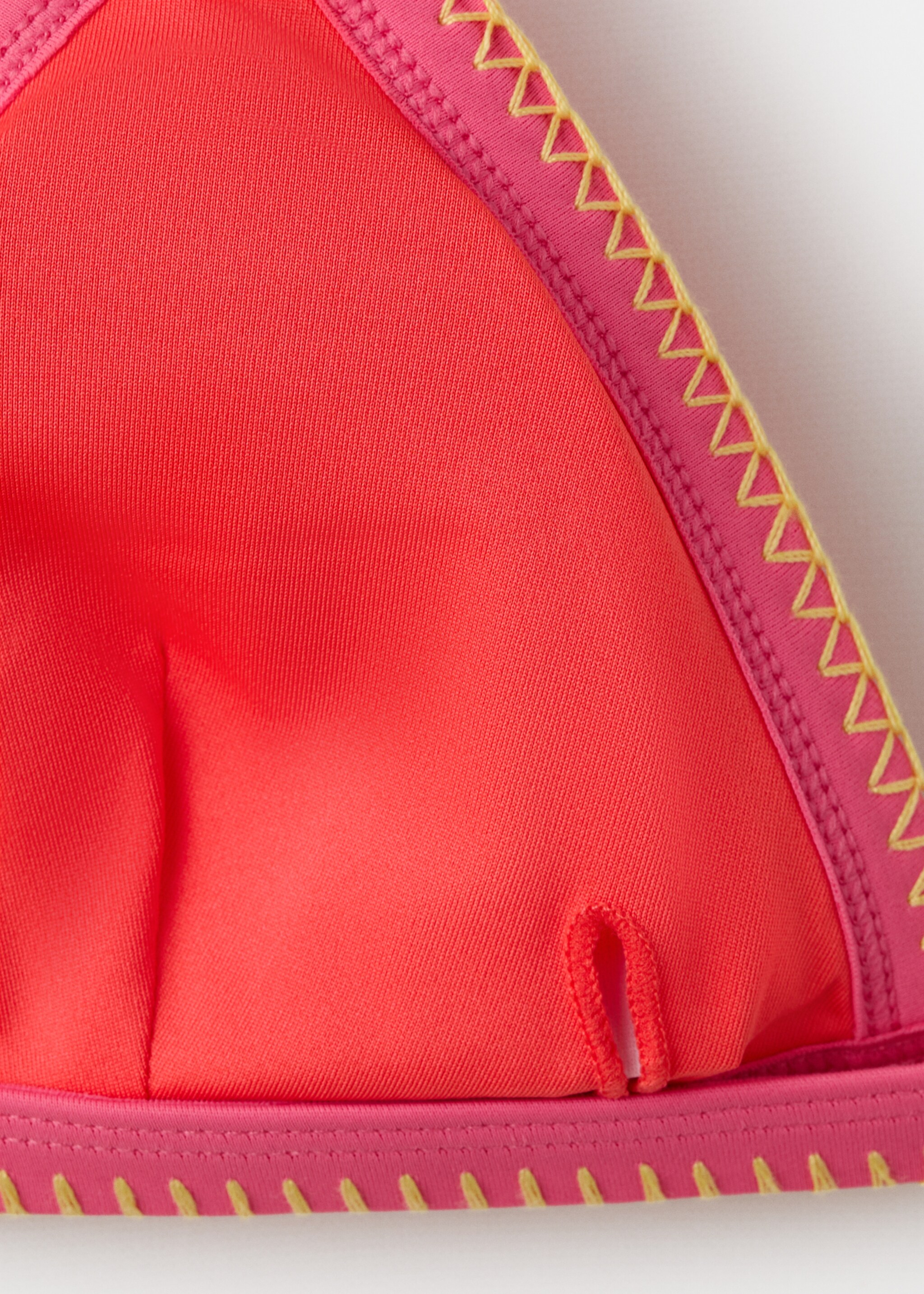 Bikini brodé culotte classique - Détail de l'article 0, Corail. Ref: 27097775-00.