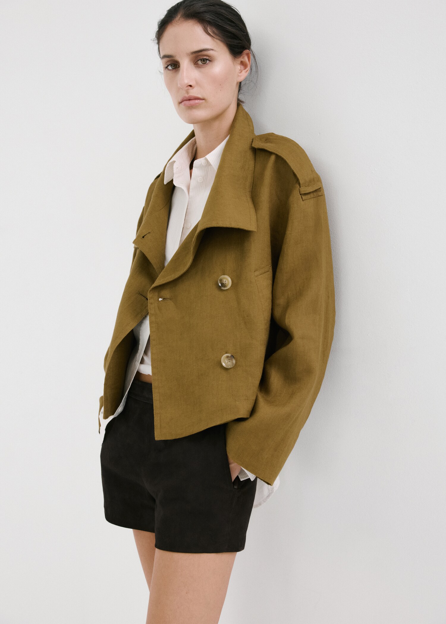 Linen funnel neck trench coat - Details of the article 2