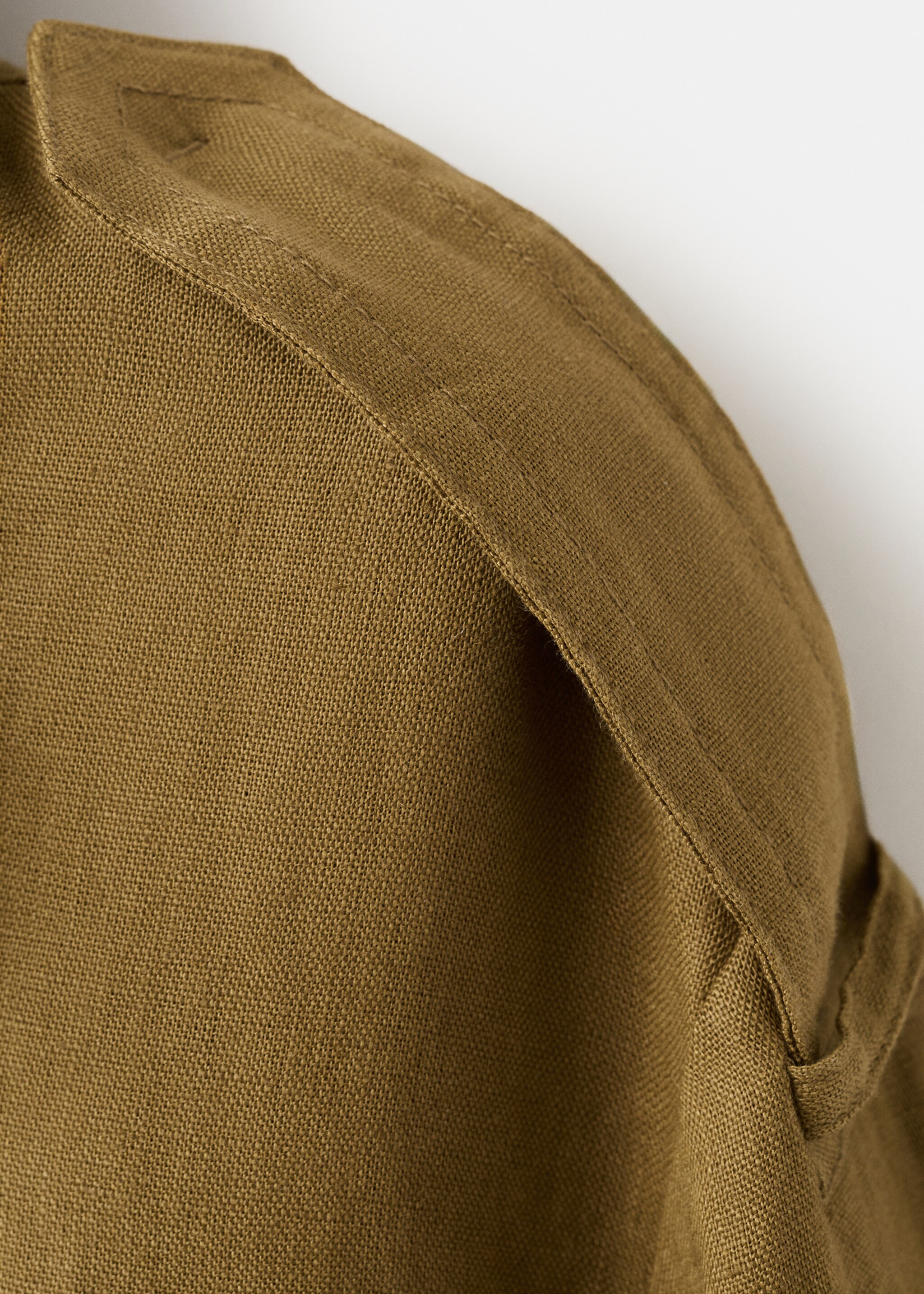 Linen funnel neck trench coat - Details of the article 8, Olive Green. Ref: 27097778-00.