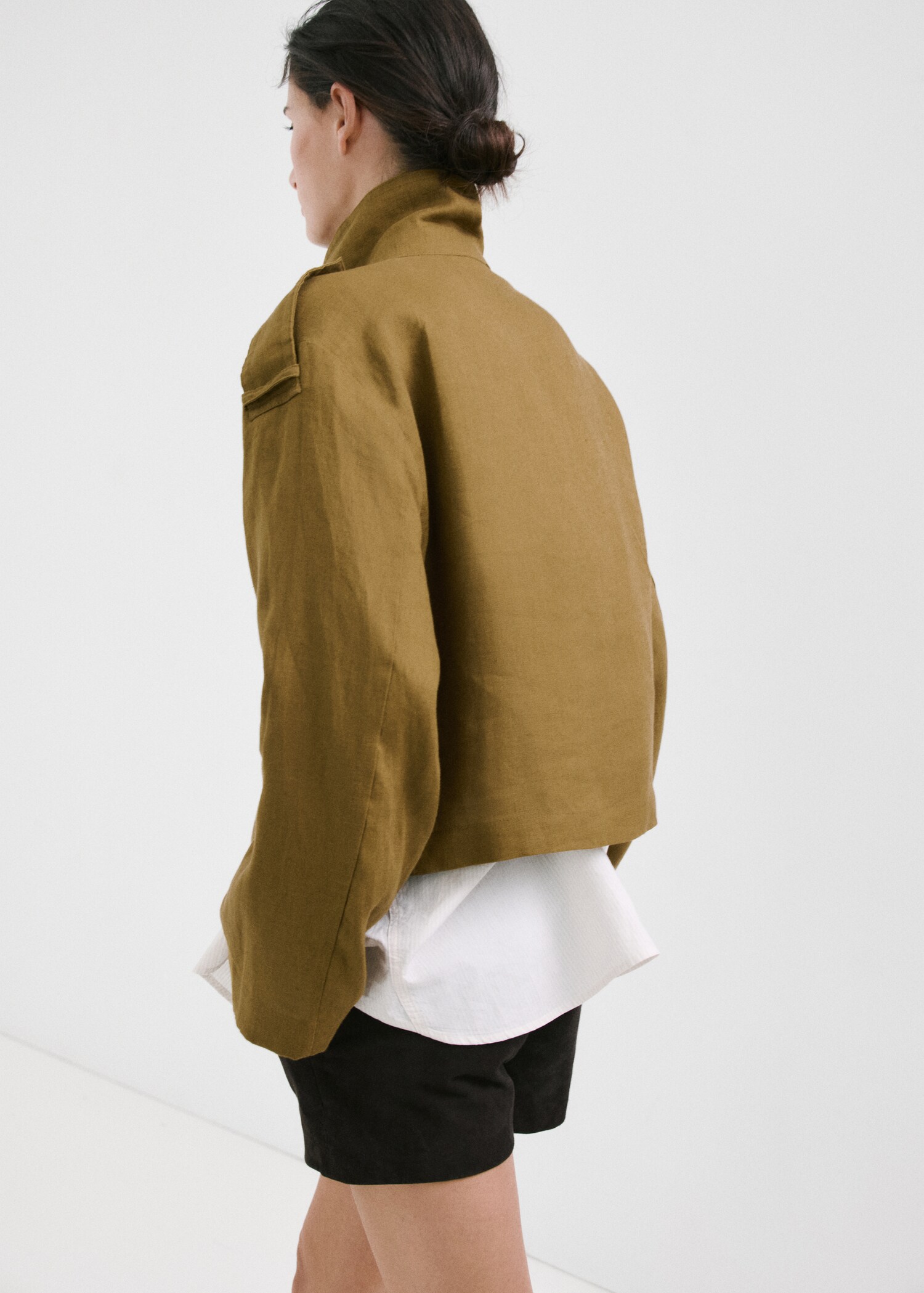 Linen funnel neck trench coat - Reverse of the article