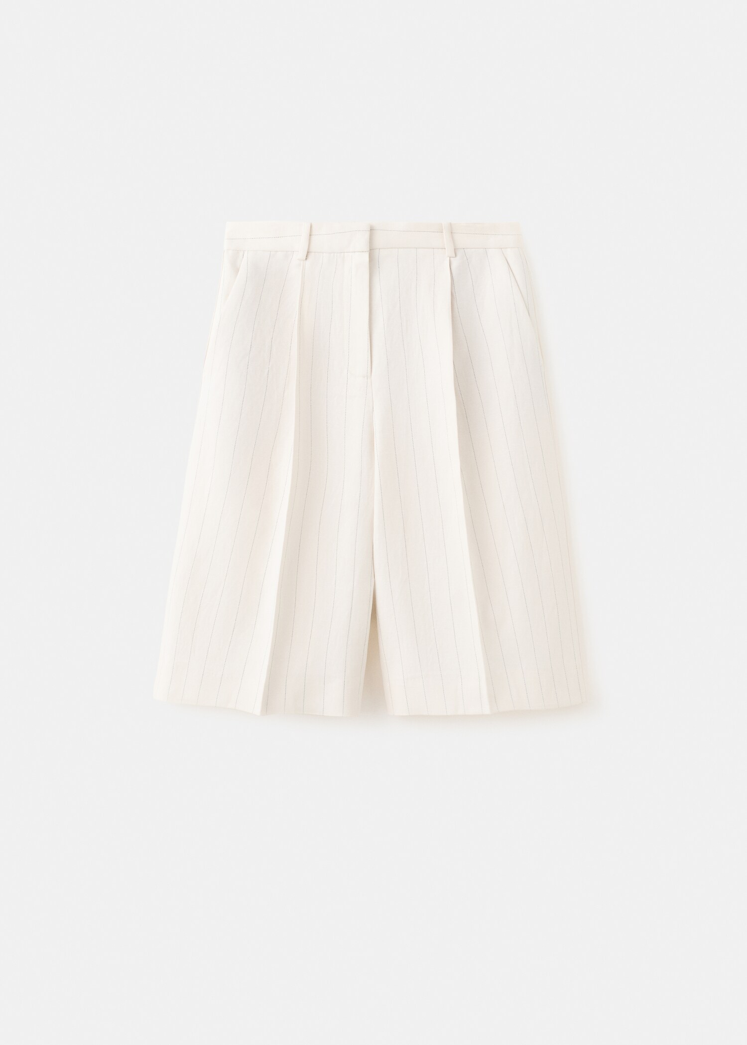Straight linen Bermuda shorts - Article without model