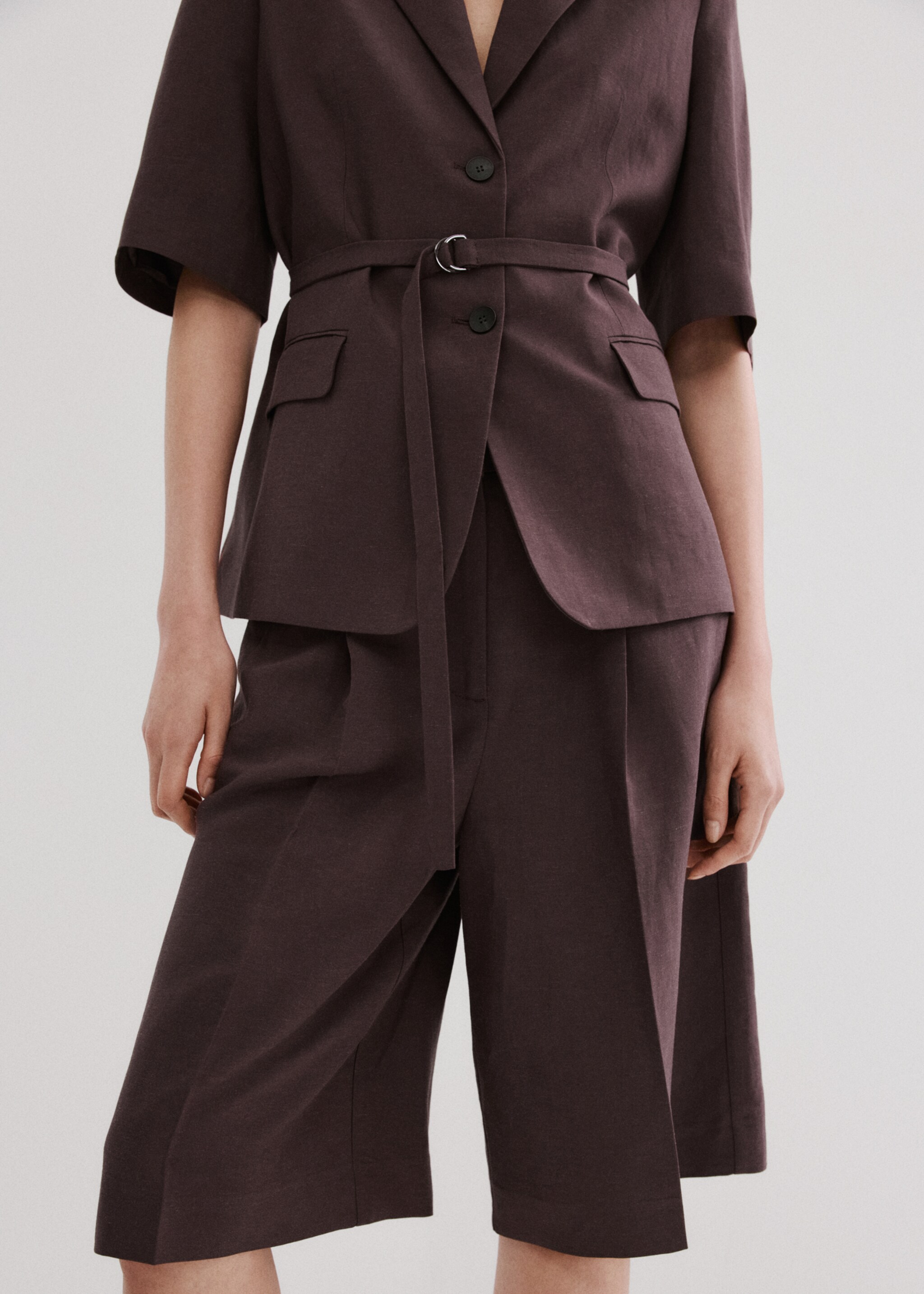 Straight linen Bermuda shorts - Medium plane, Purple. Ref: 27097782-00.