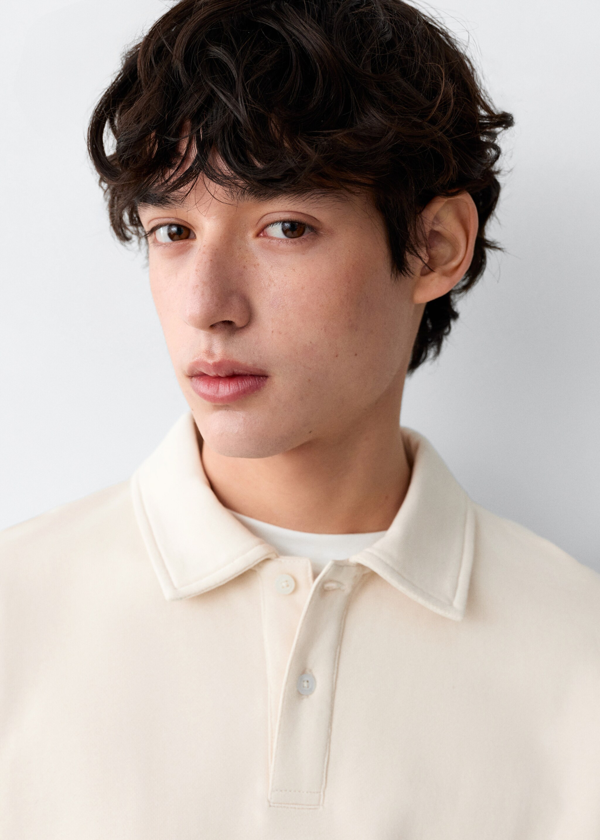 Polo-neck sweatshirt - Details of the article 1, Beige. Ref: 27097786-00.