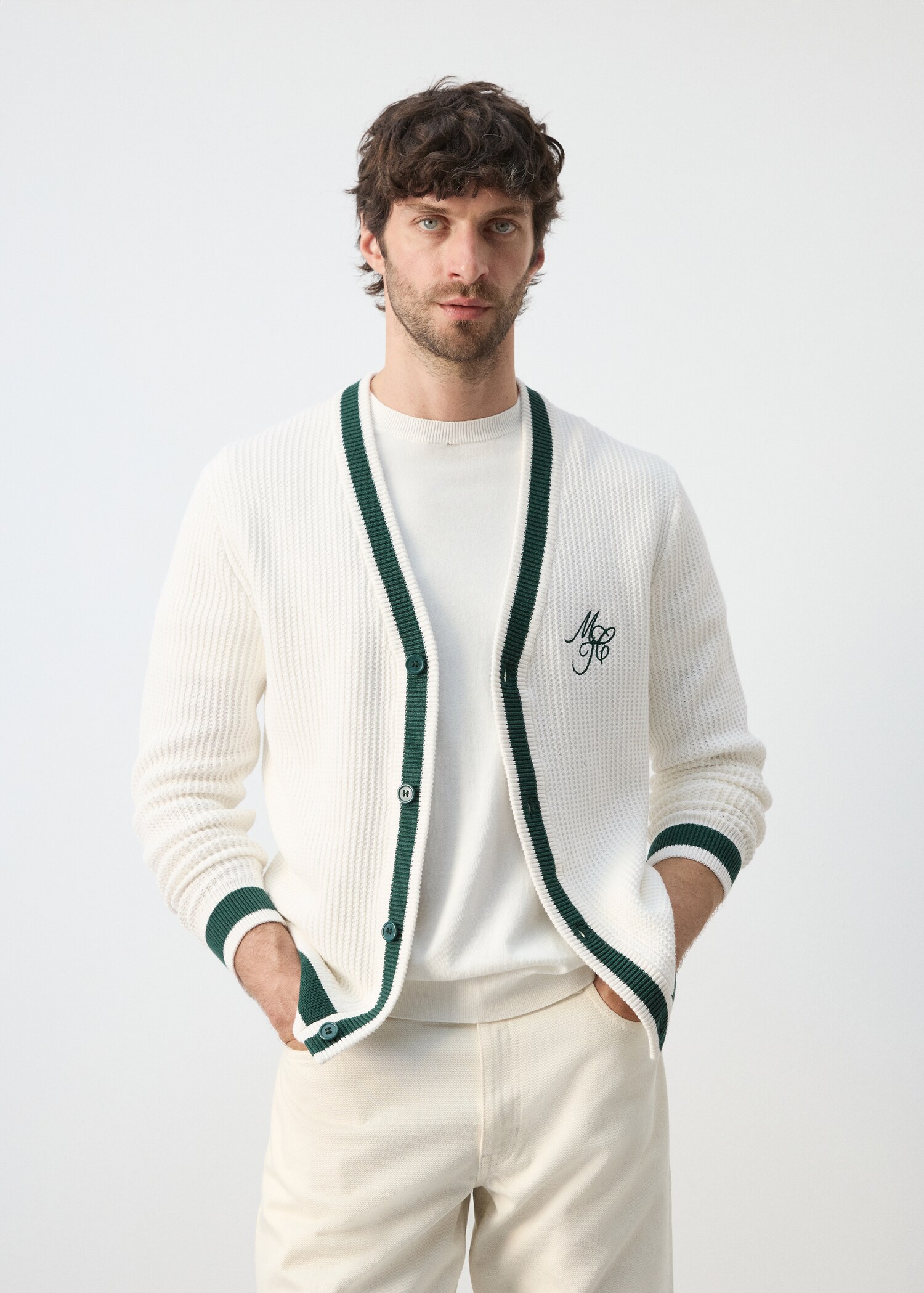 Embroidered detail knitted cardigan - Medium plane