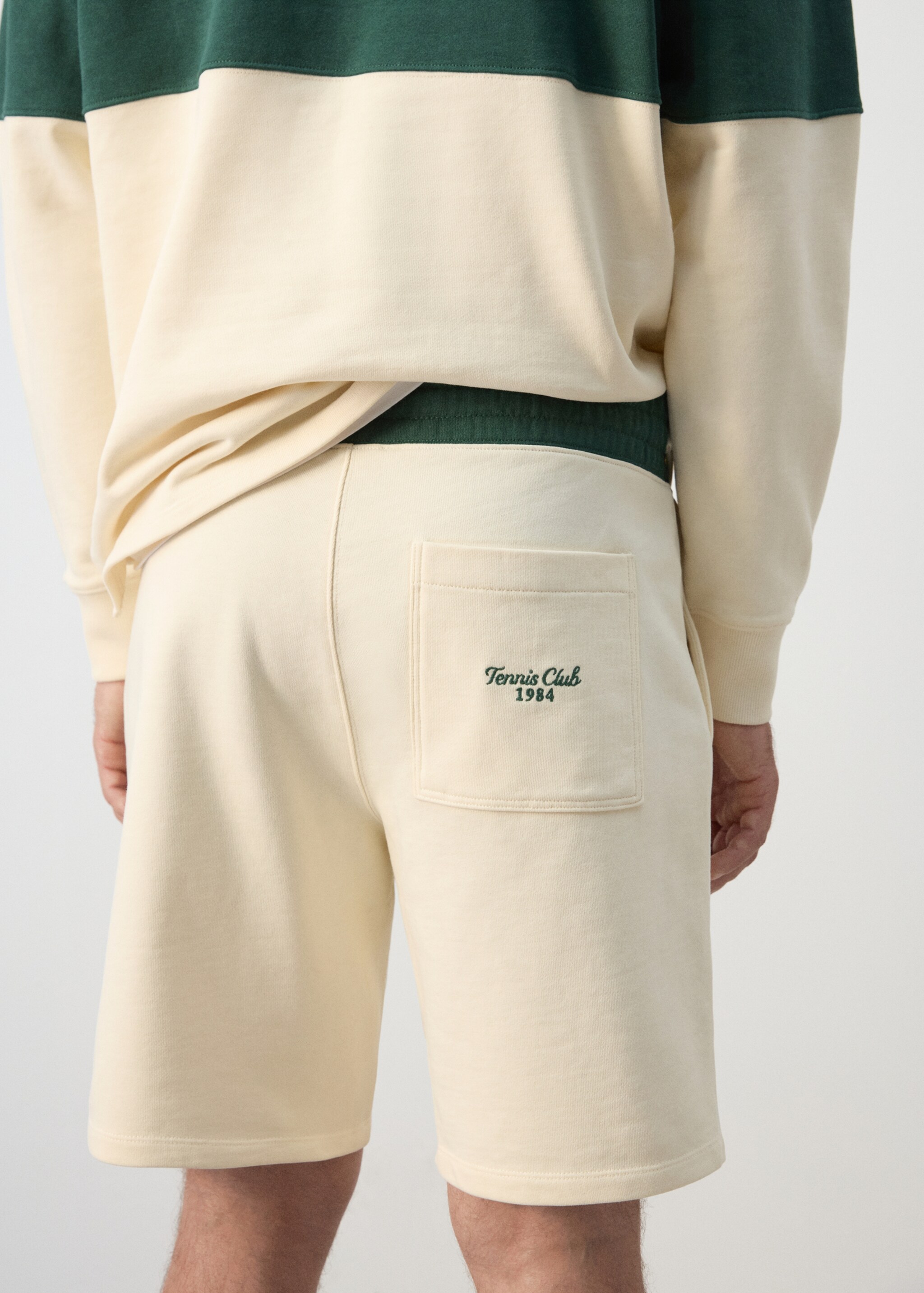 100% cotton jogger Bermuda shorts - Details of the article 6, Off White. Ref: 27097792-00.