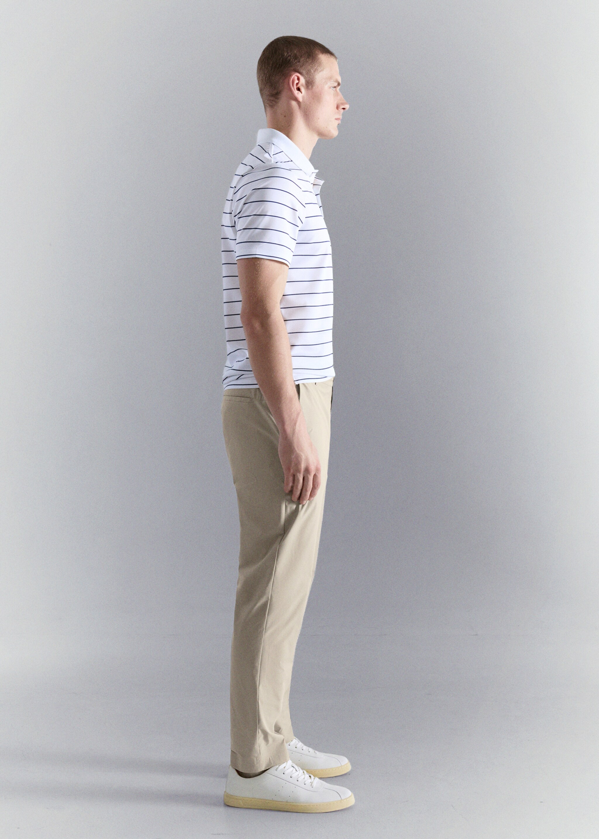 بنطلون سليم فيت طارد للماء - تفاصيل المنتج 2, بيج. Ref: 27097893-00.