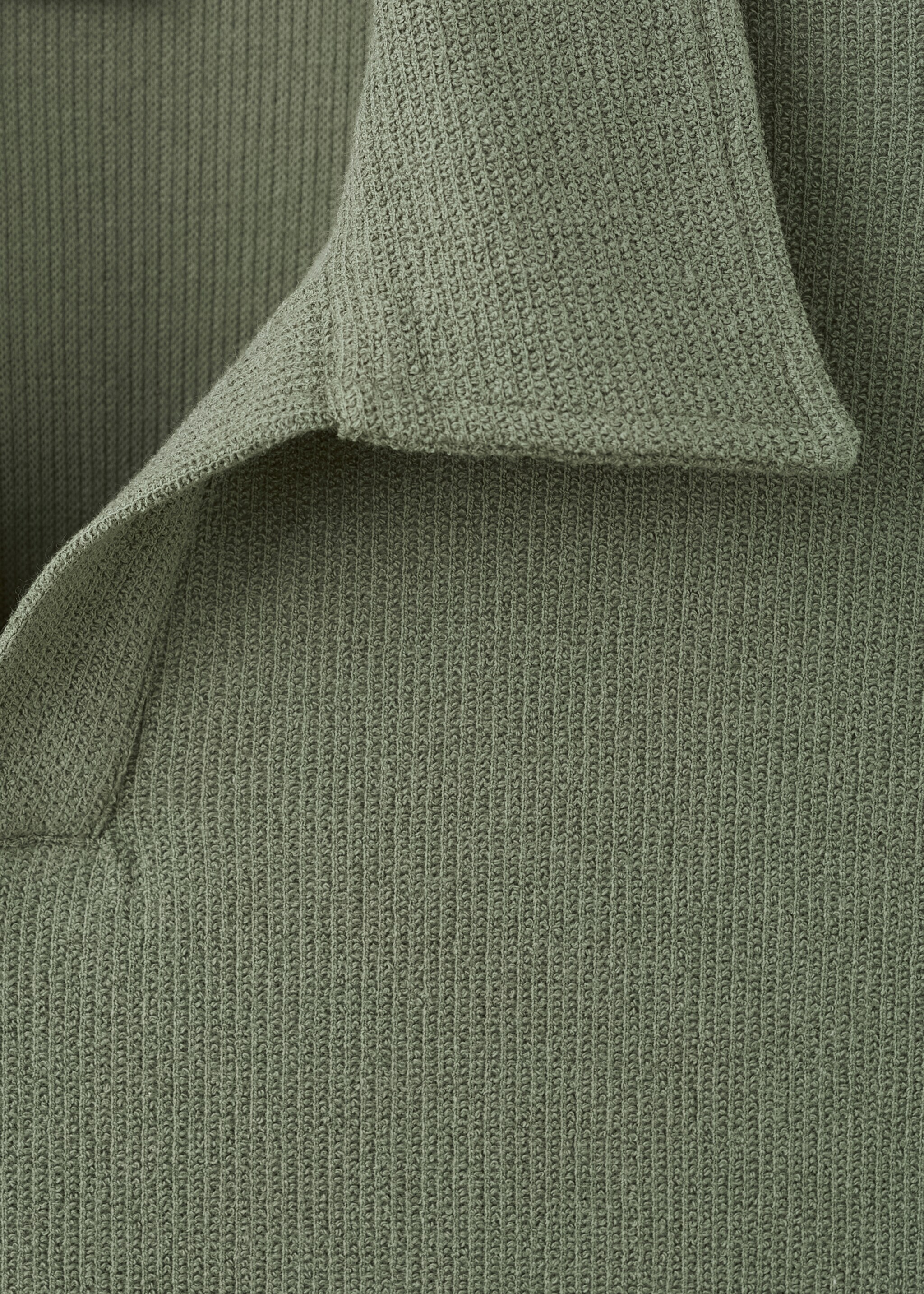 Regular-fit textured polo shirt - Details of the article 0, Forest Green. Ref: 27097895-00.
