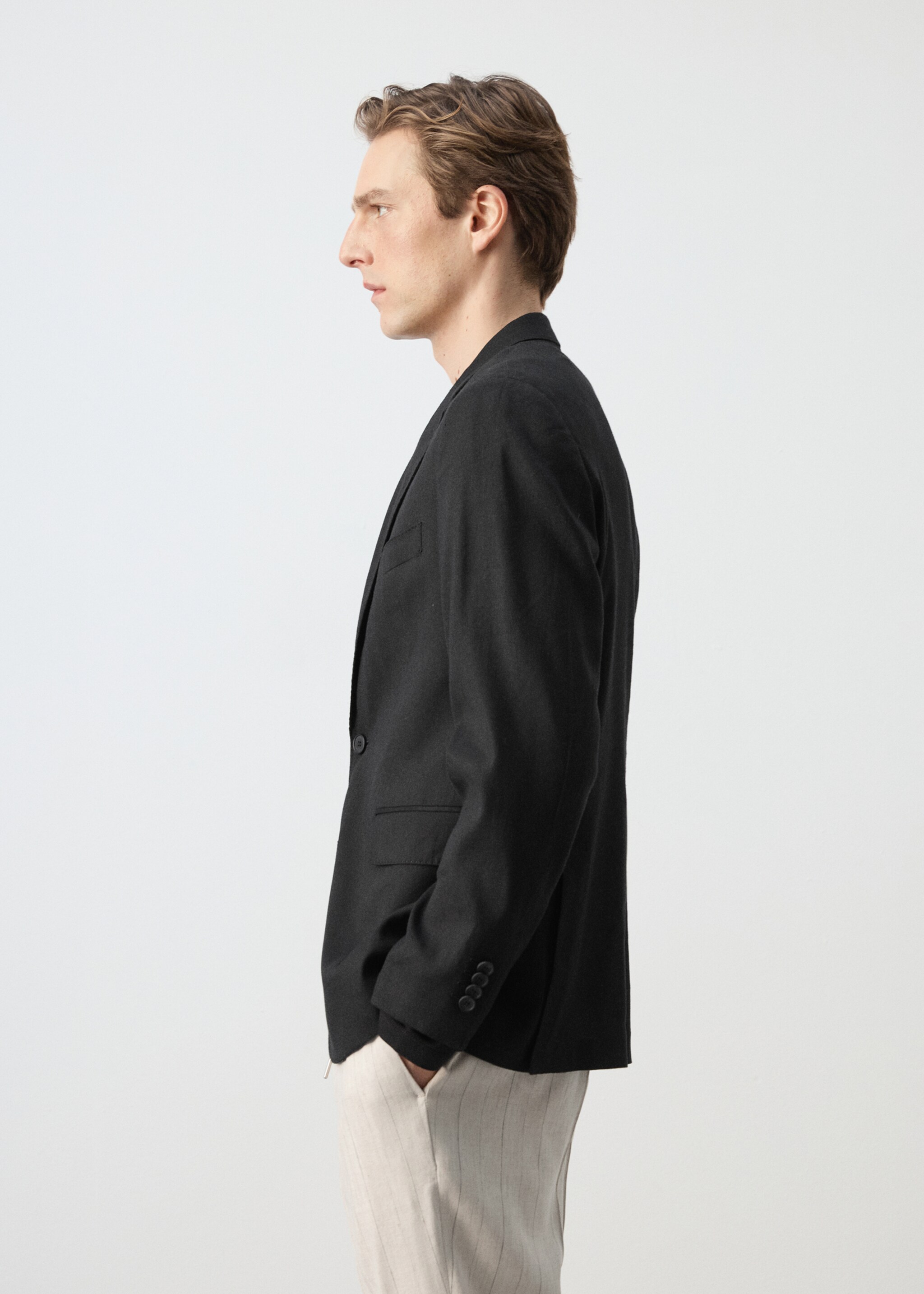 Veste costume slim-fit mélange de lin - Détail de l'article 2, Noir. Ref: 27097910-00.