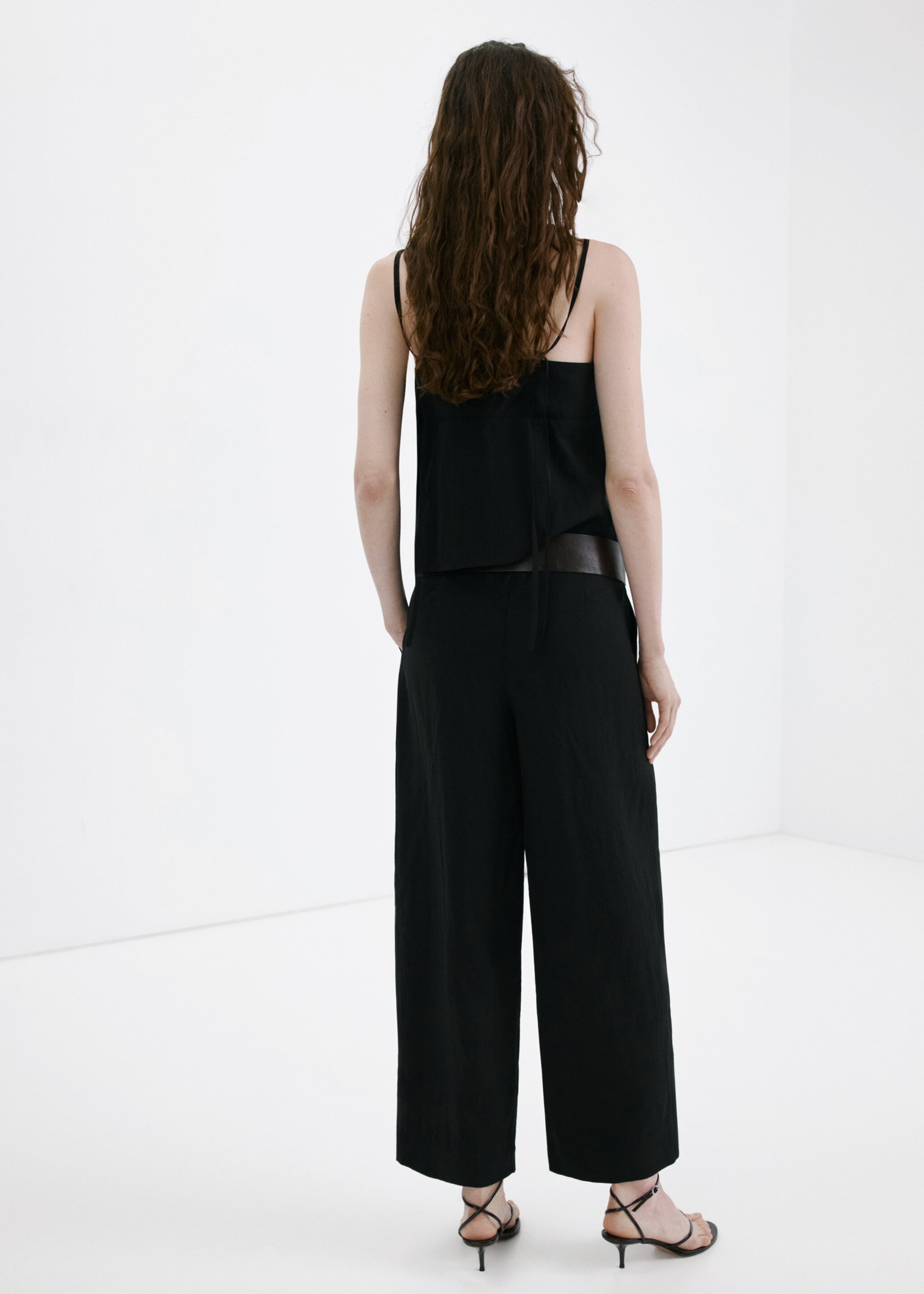 Lyocell trousers with belt - Reverse of the article, Black. Ref: 27097916-00.