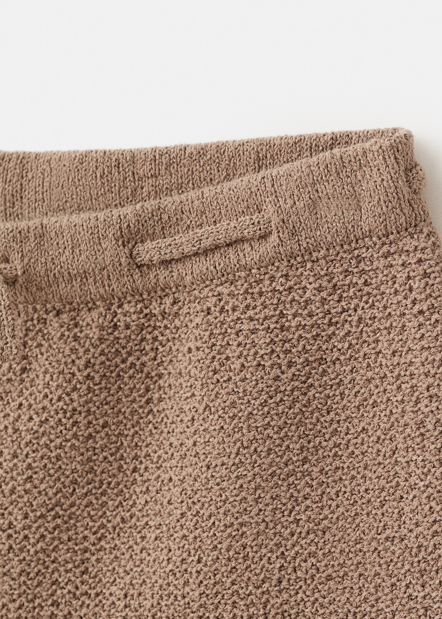 Crochet shorts with scalloped details - Details of the article 0