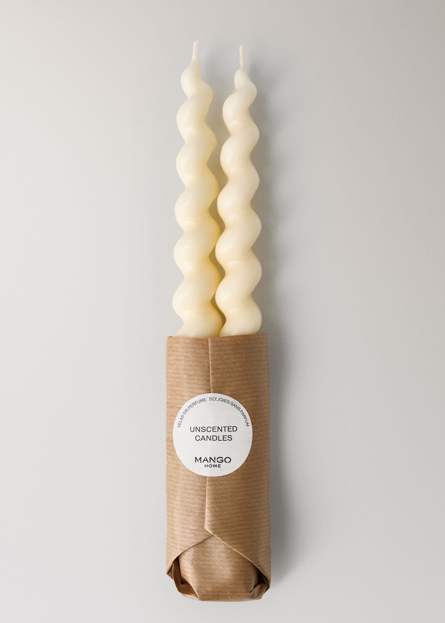 Tall decorative candles with spiral design - Details of the article 3