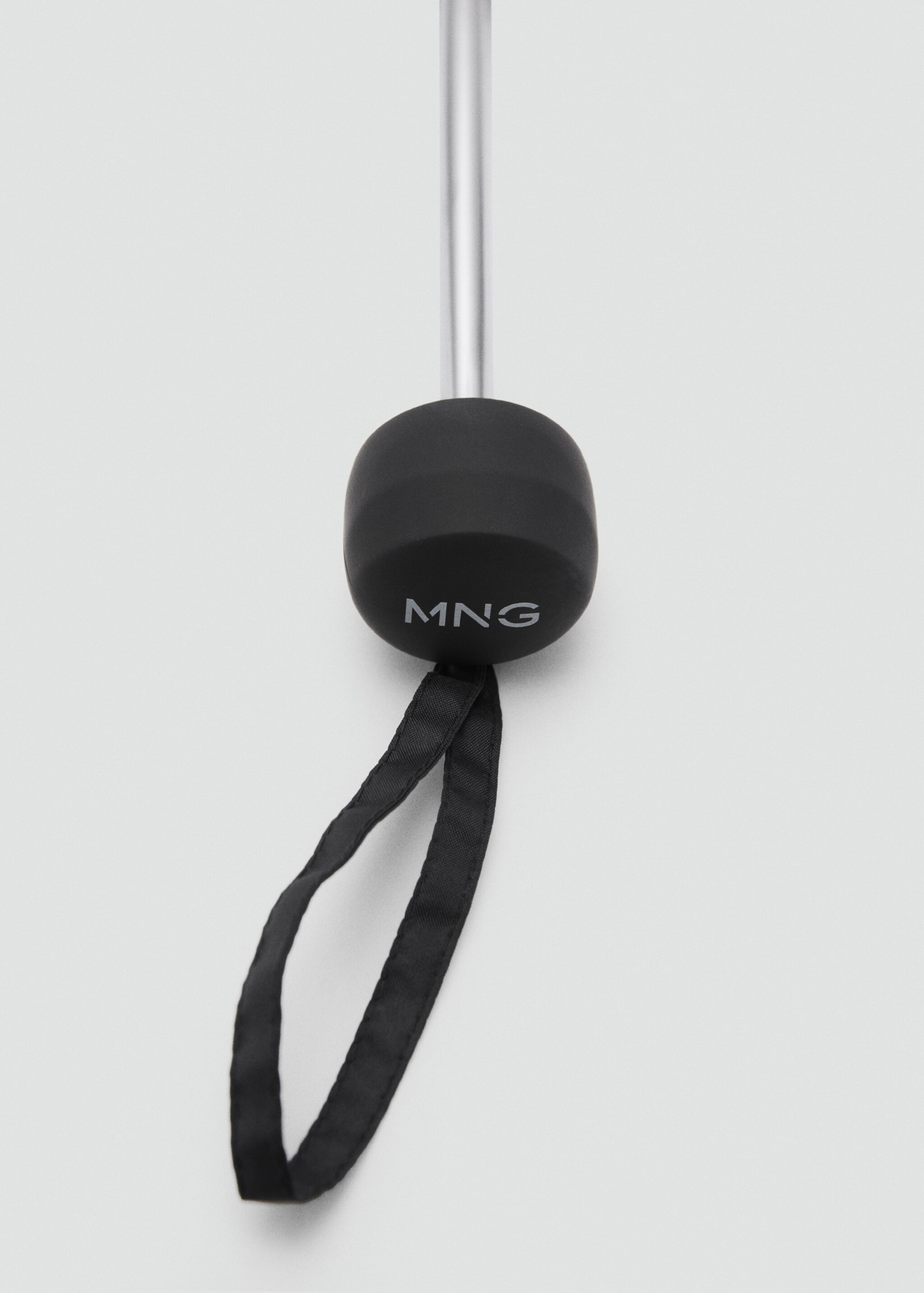 Plain folding umbrella - Details of the article 2, Black. Ref: 27130258-00.