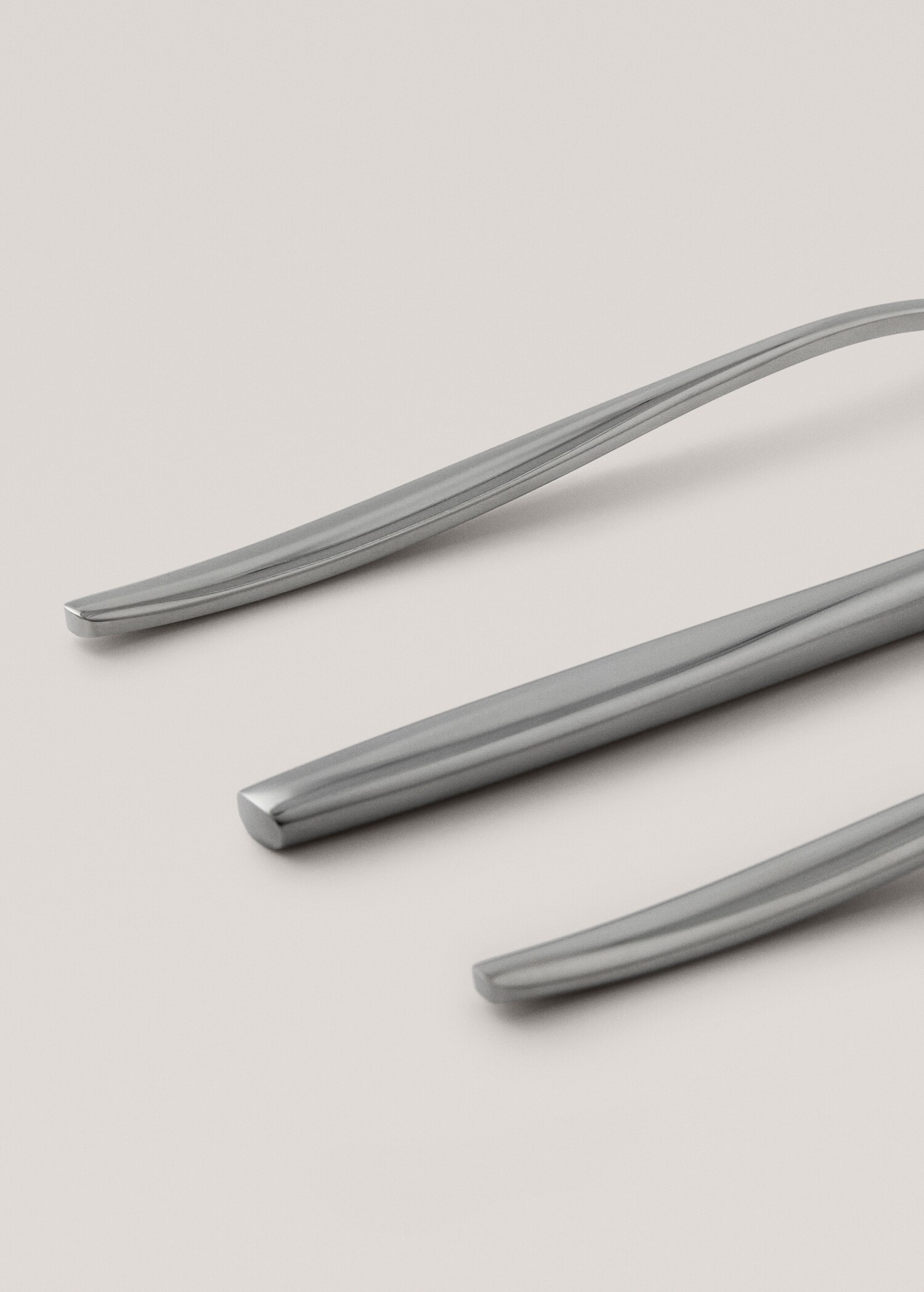 Набір столових приборів з нержавіючої сталі з тонкою ручкою 3 предмети - Детальніше про товар 2