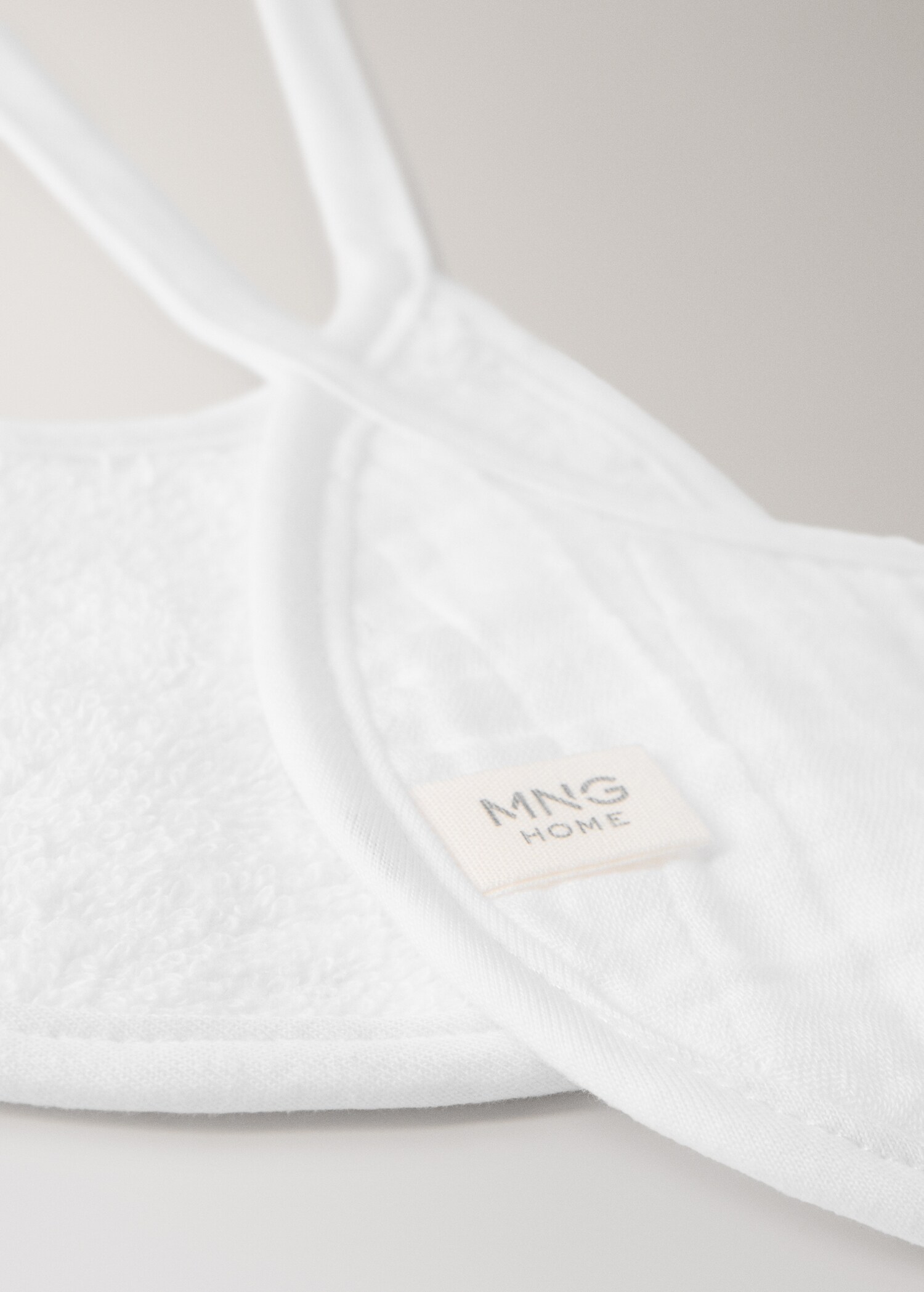 Lätzchen aus Baumwolle mit Chiffon - Detail des Artikels 1