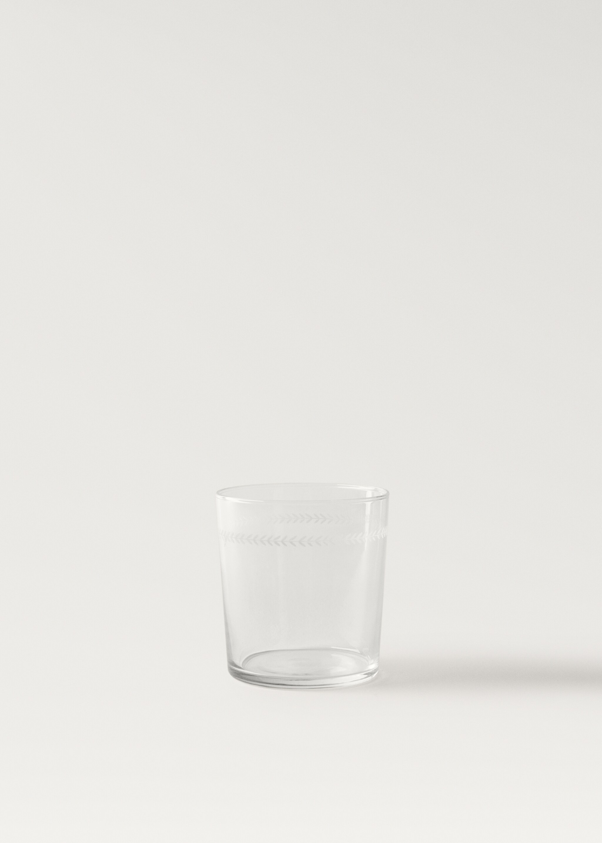 Small glass with herringbone detail - Article without model, Ice Grey. Ref: 27141542-00.