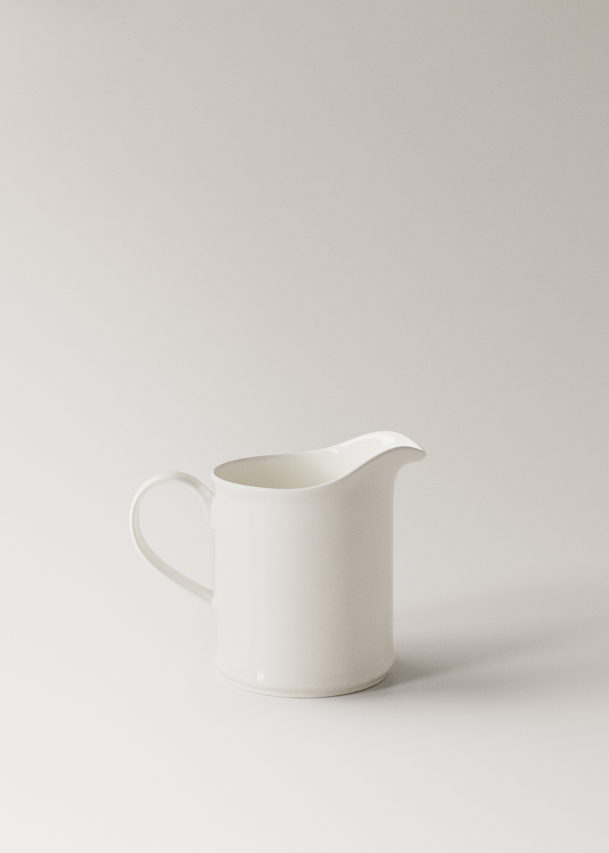 Bone china milk jug - Article without model, Off White. Ref: 27142939-00.