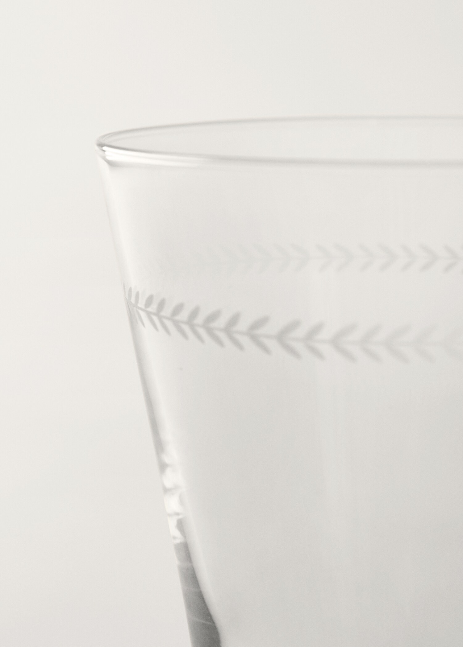 Pohár se zdobením  hrotovitým vzorem - Detail zboží 2