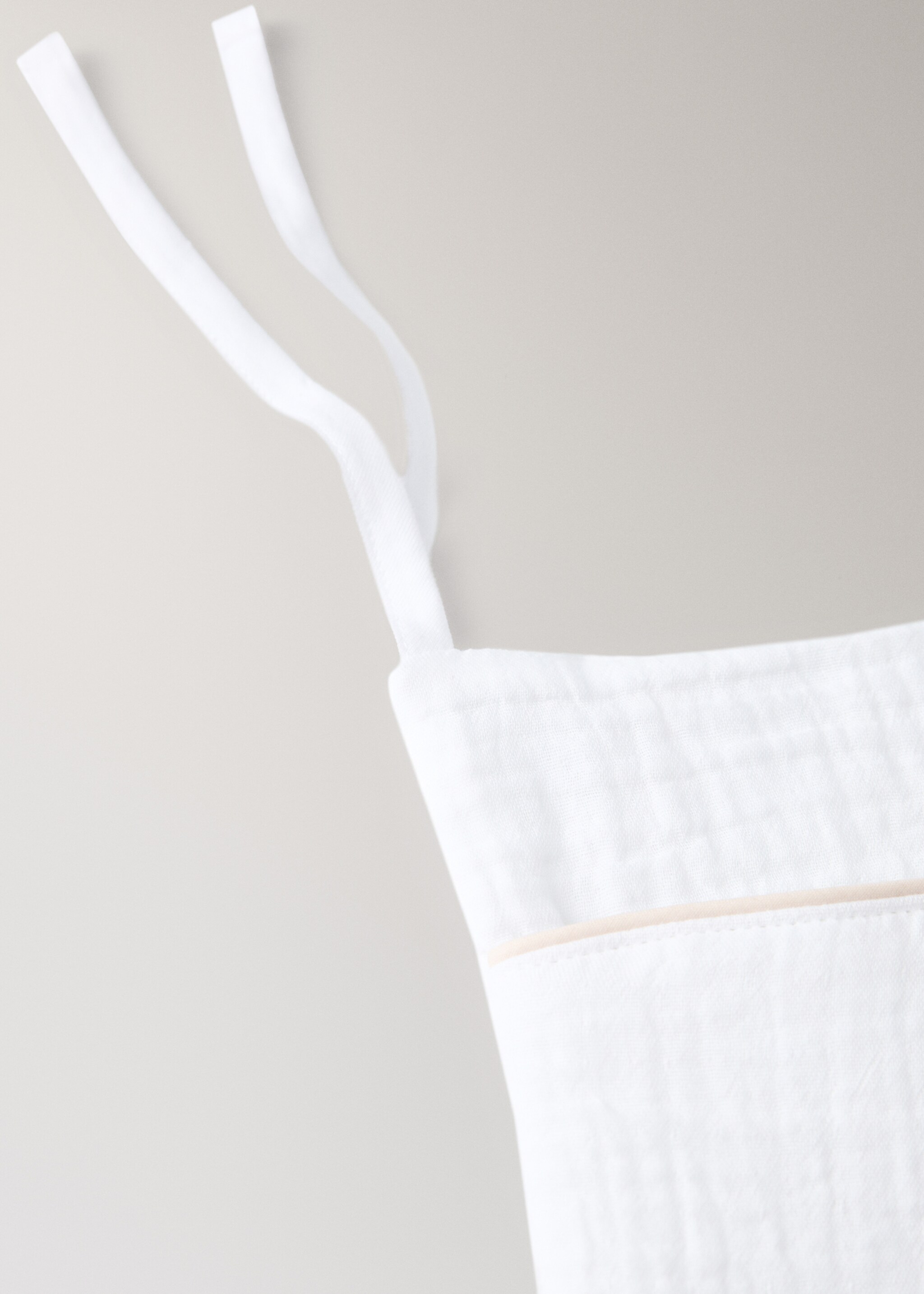 Cot organiser with piping - Details of the article 1, Ecru. Ref: 27153655-00.