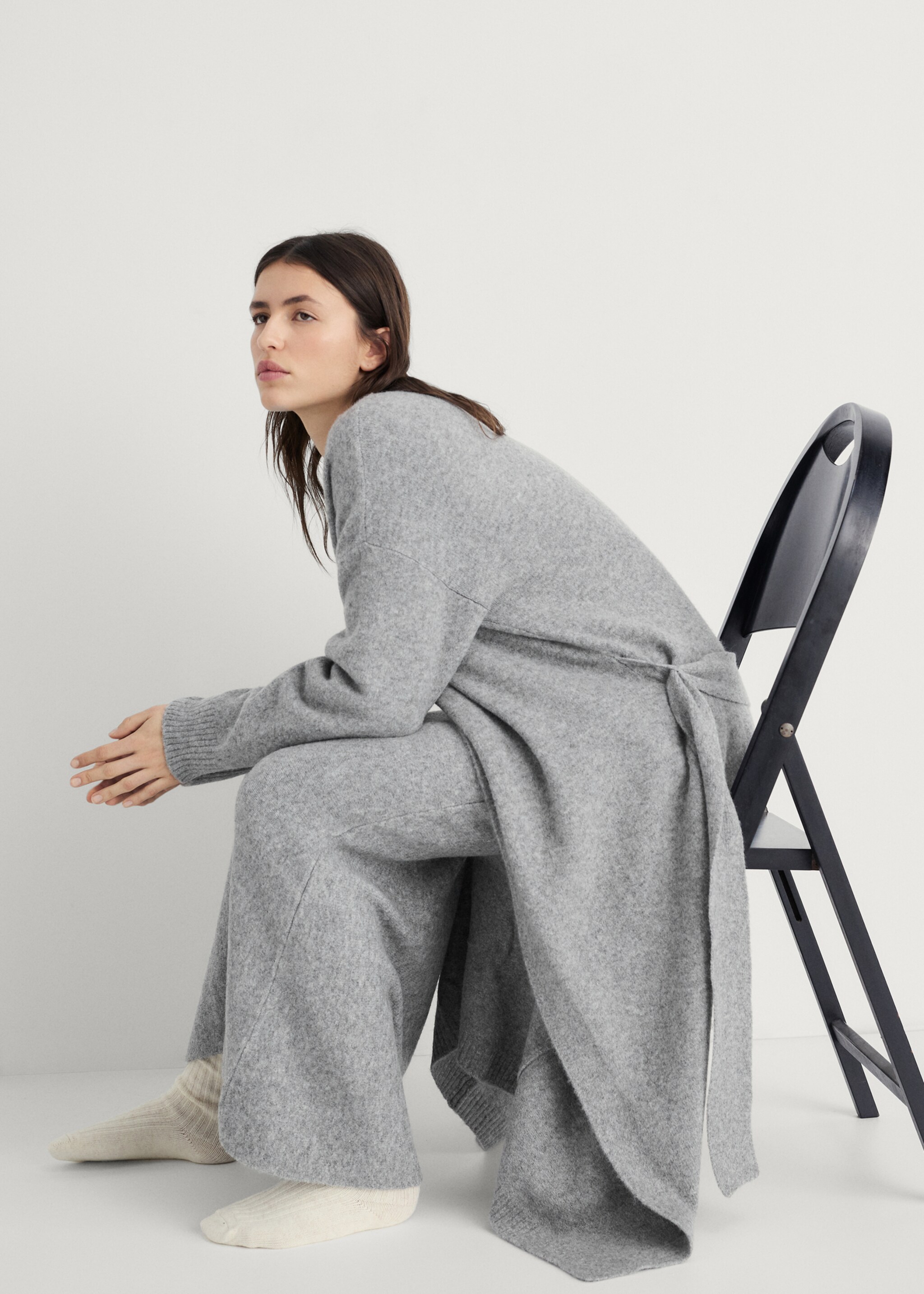 Càrdigan punt disseny llarg - Detall de l'article 2, Gris. Ref: 27172934-00.