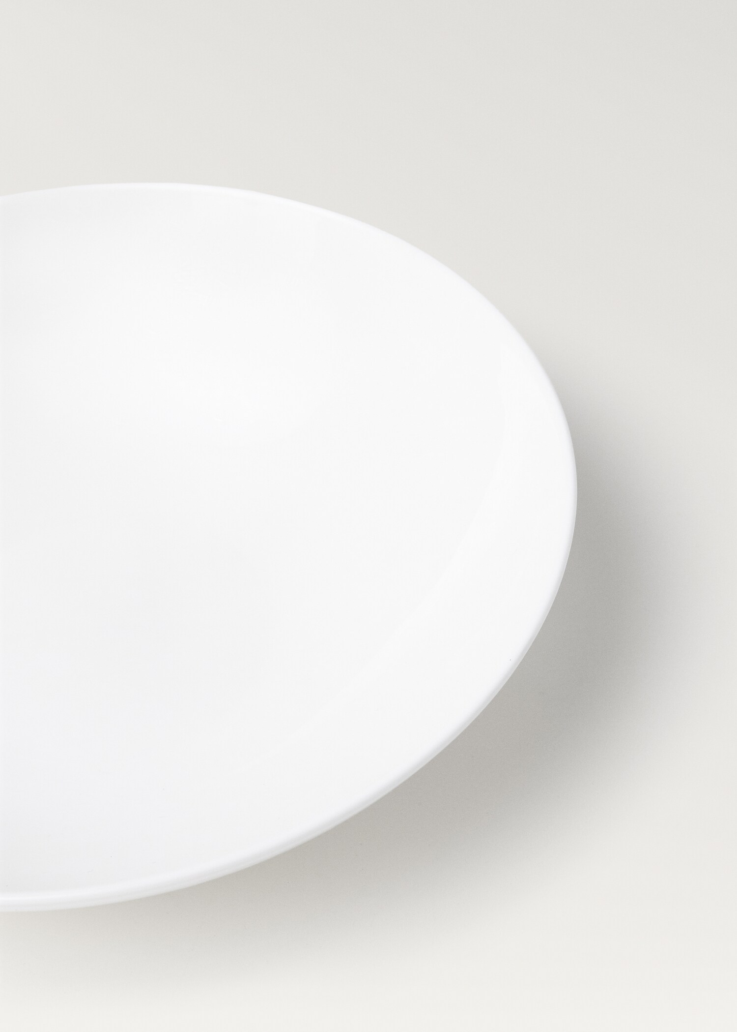 Bone china deep plate - Details of the article 2