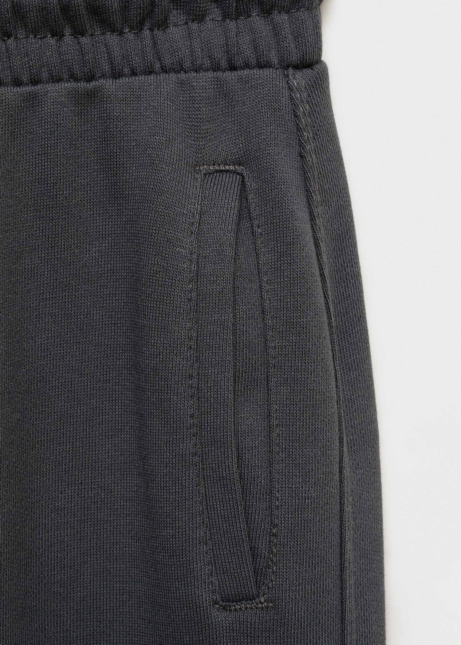Drawstring jogger trousers - Details of the article 0