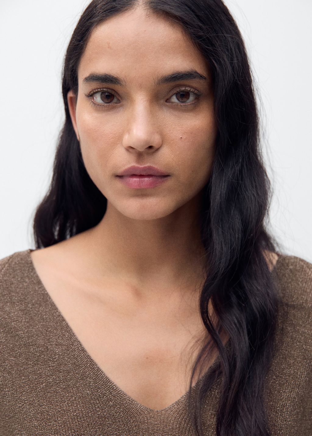 V-neck lurex sweater