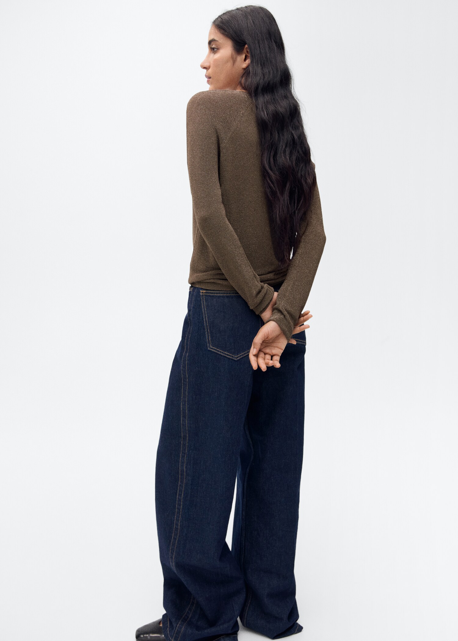V-neck lurex sweater - Reverse of the article