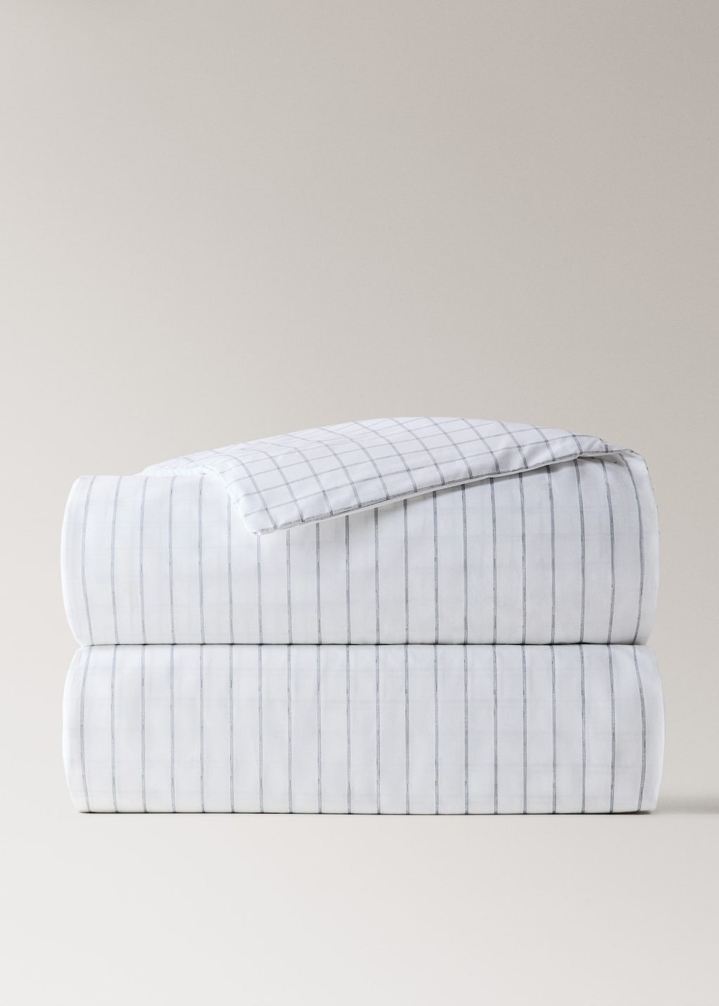 Mango Duvet Cover Dima Grey In White